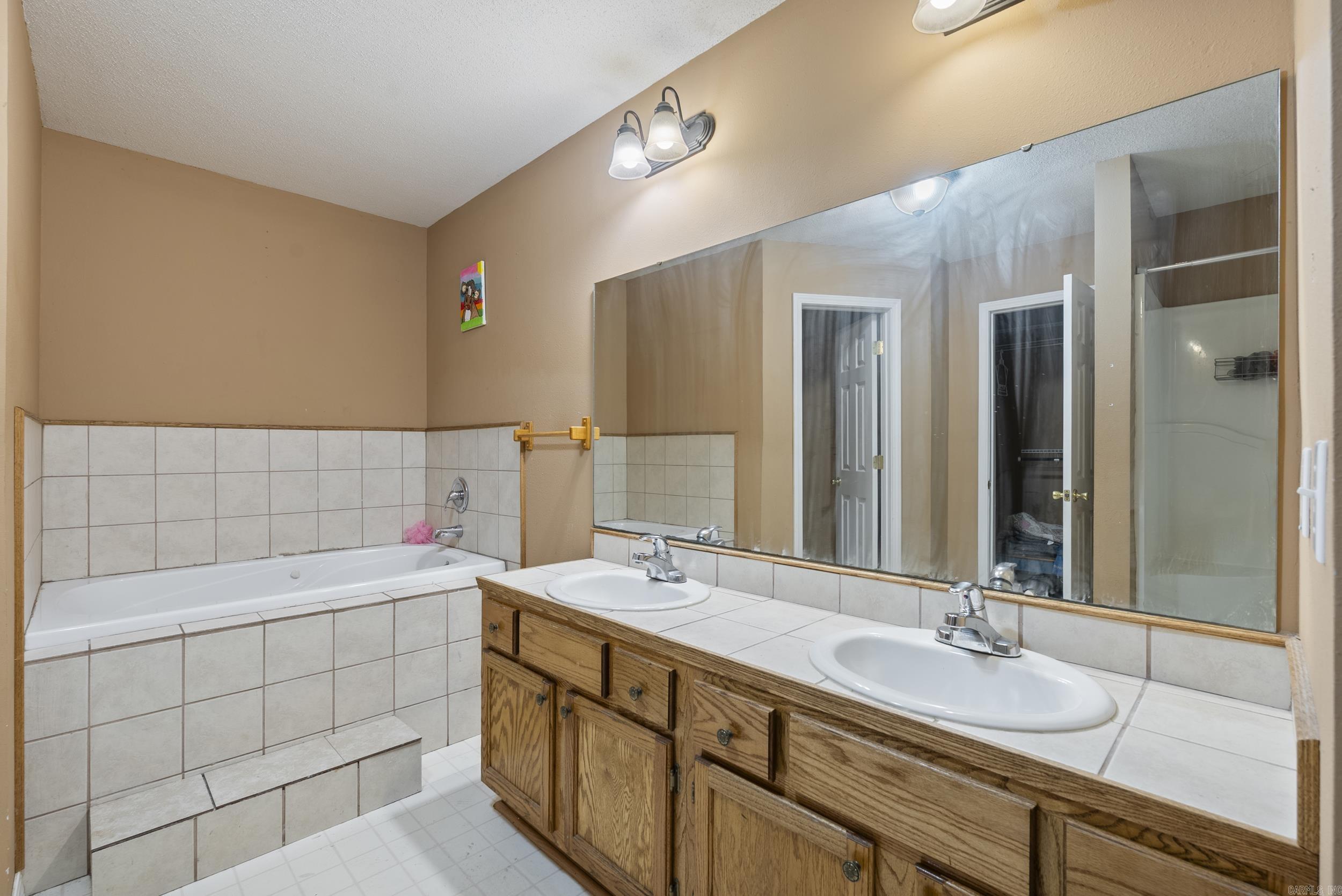 1771 Green Hills  Star City, AR