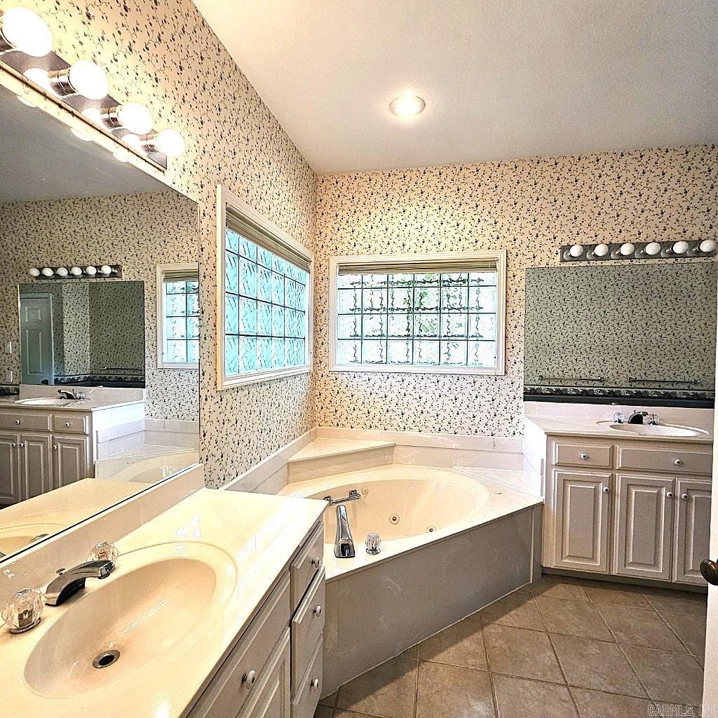 48 Jubileo Way  Hot Springs Village, AR