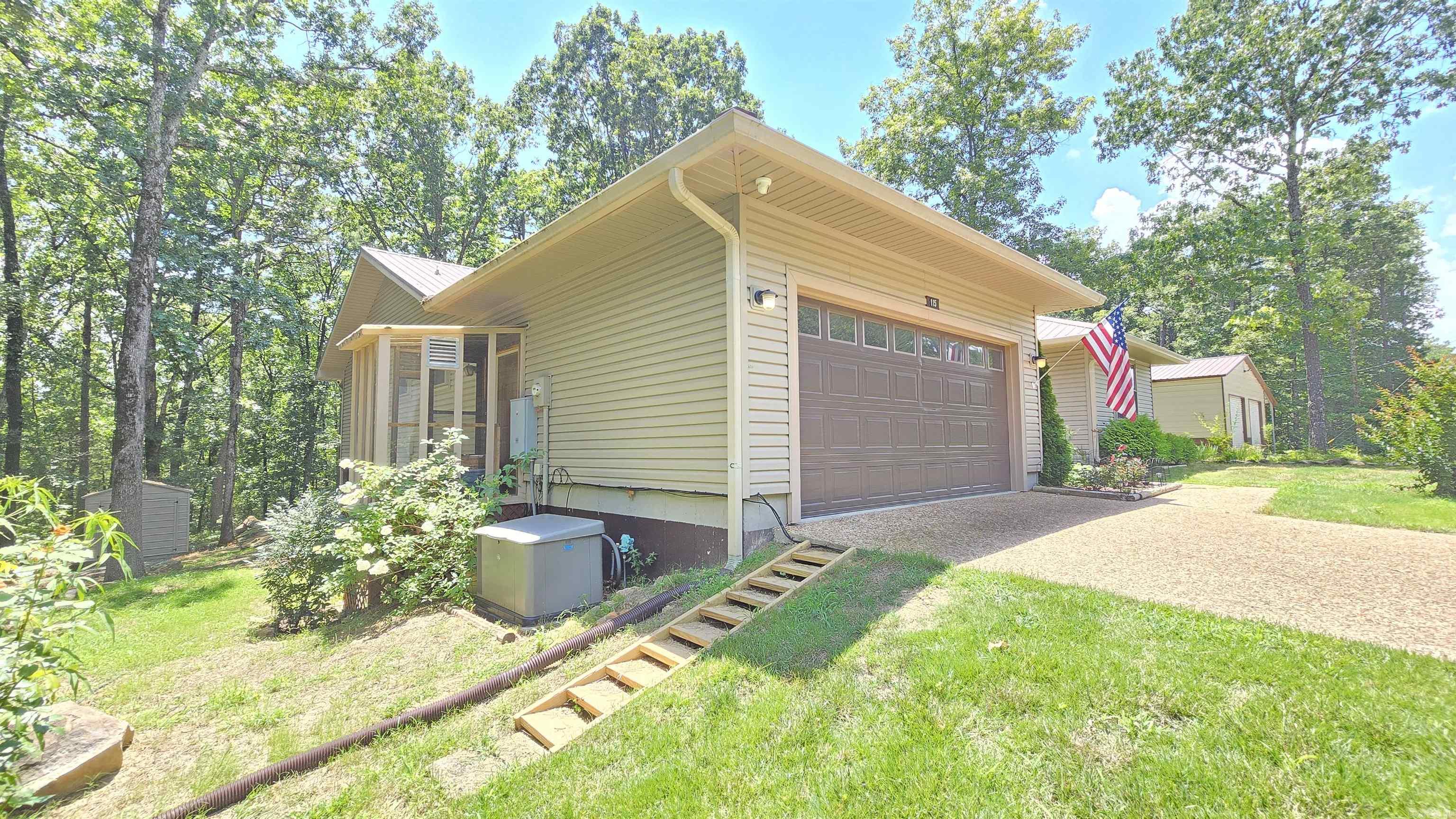115 Nodding Pines  Fairfield Bay, AR