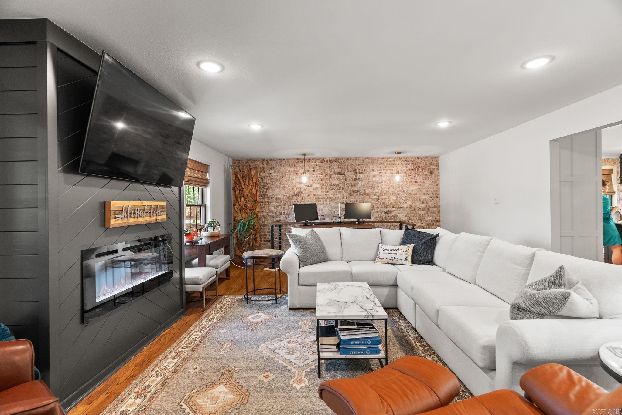 38 Pine Manor  Little Rock, AR