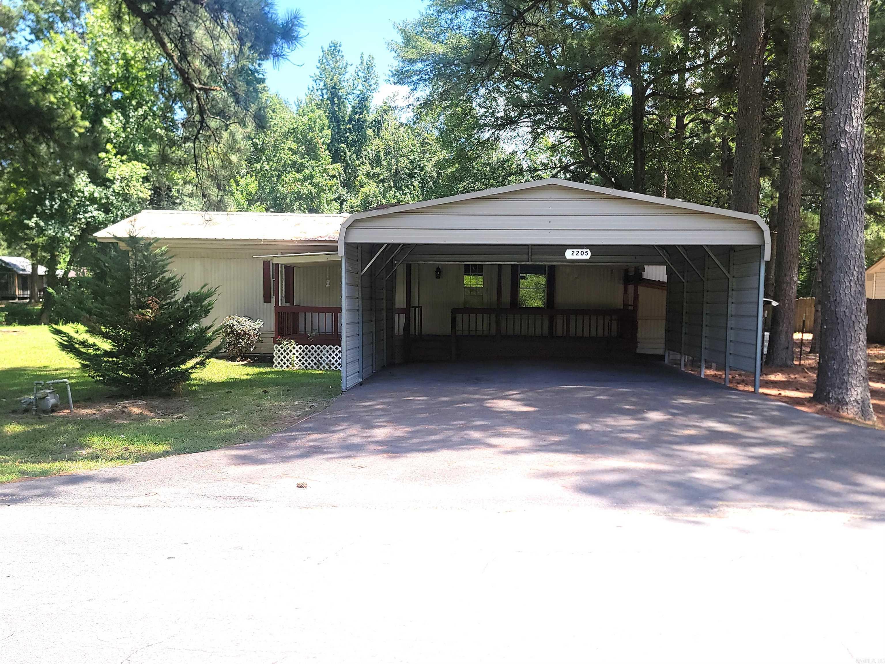 2205 Claud  White Hall, AR
