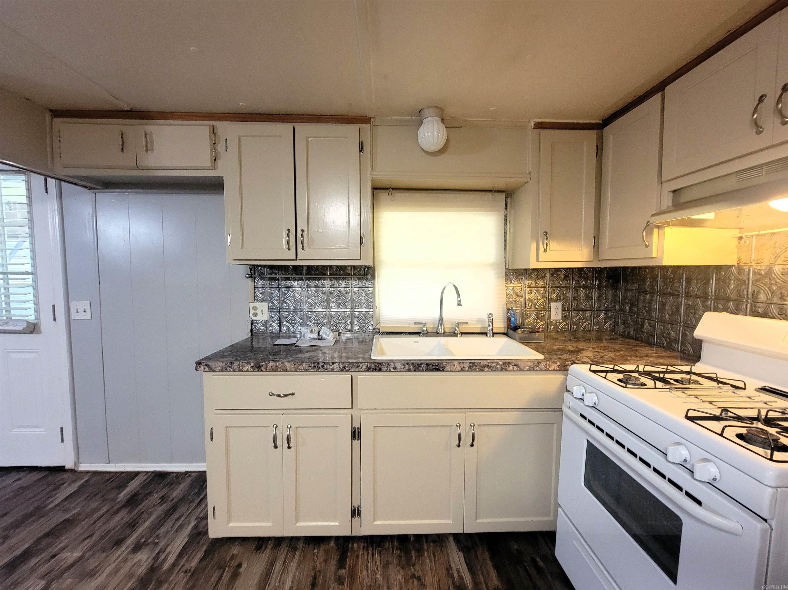 2205 Claud  White Hall, AR