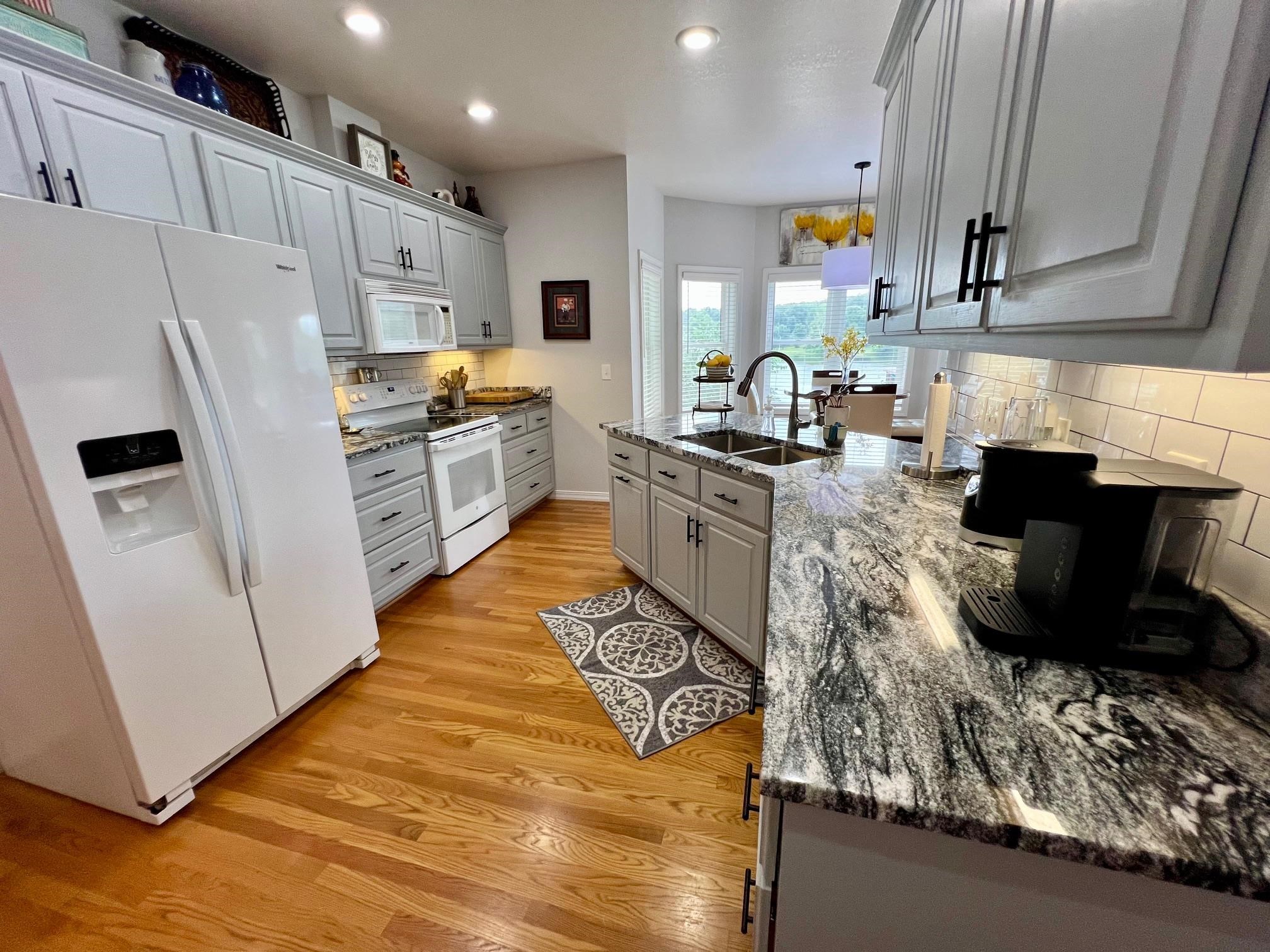 711 Leewood  Horseshoe Bend, AR