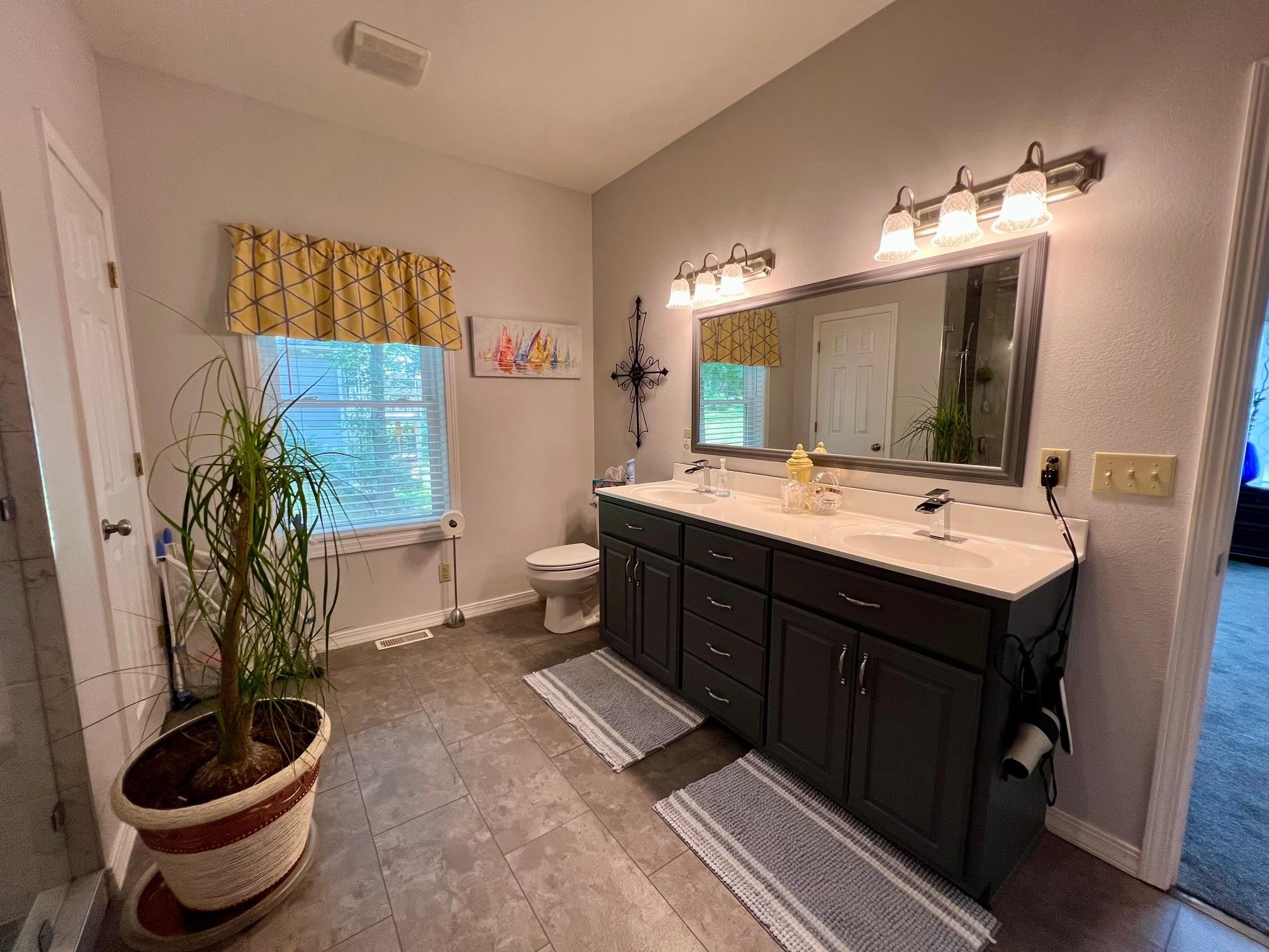 711 Leewood  Horseshoe Bend, AR