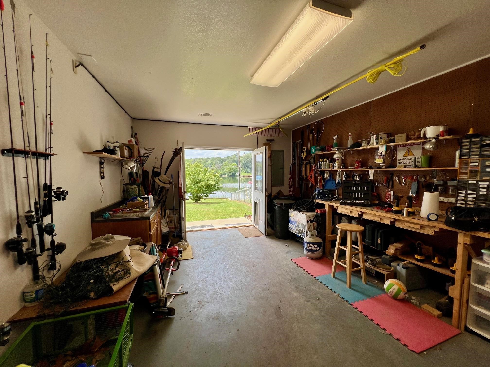 711 Leewood  Horseshoe Bend, AR