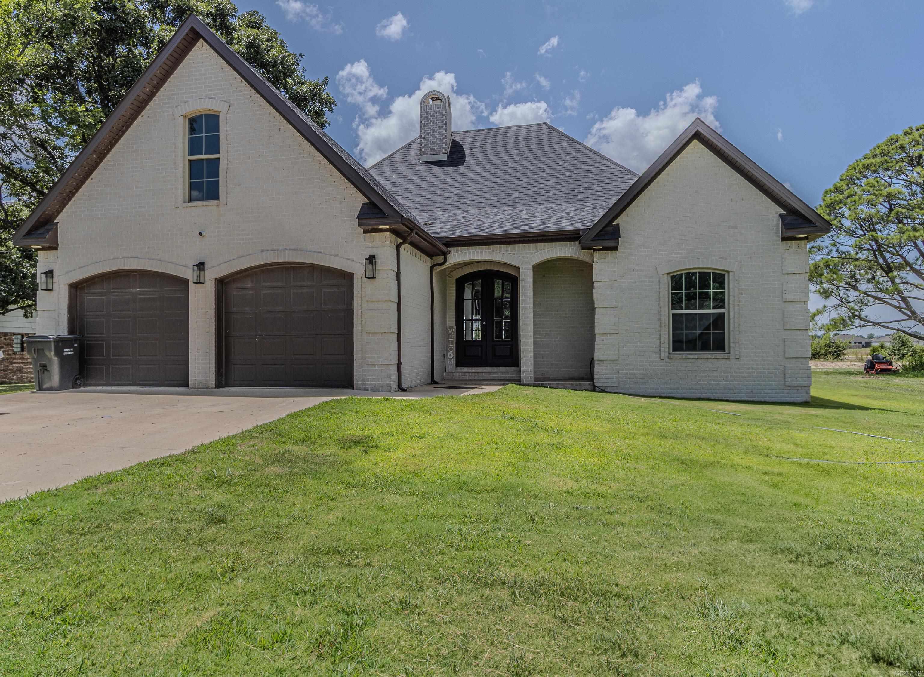 3913 Willow