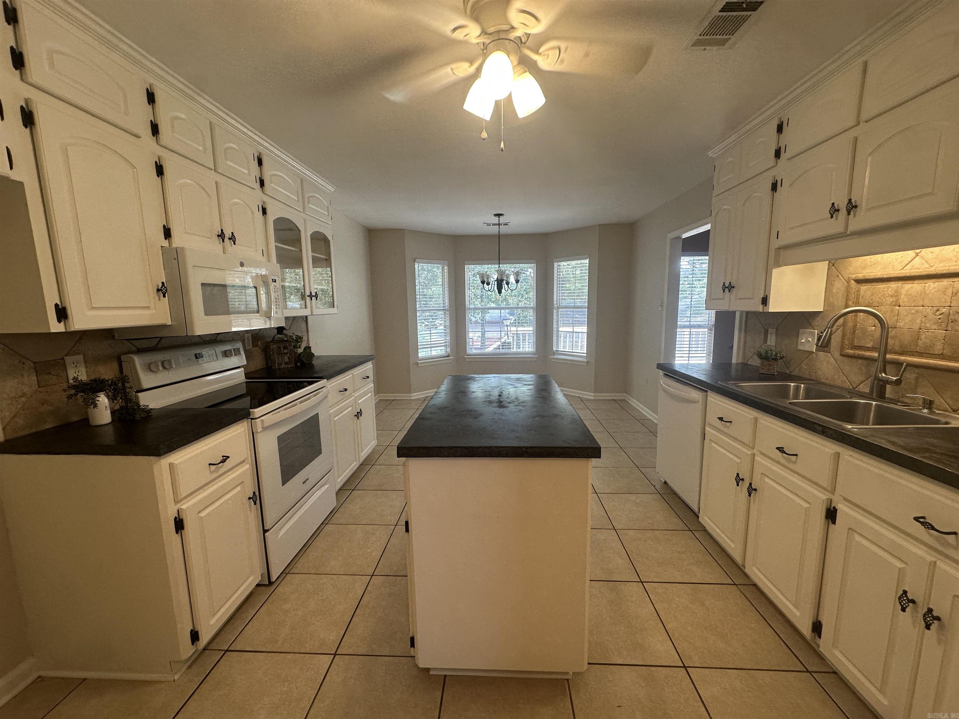 2024 N Hills Drive Cabot, AR 72023