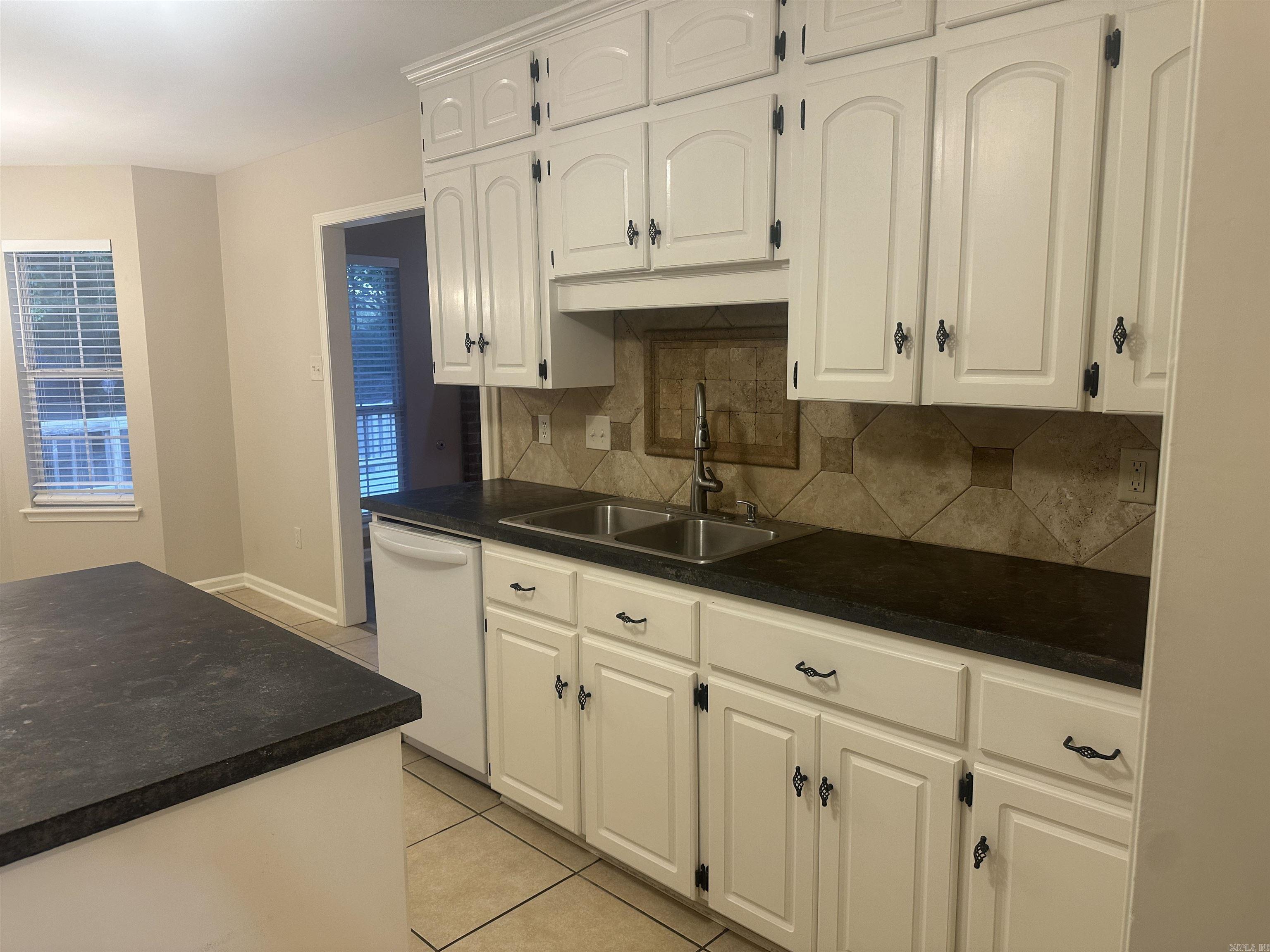 2024 N Hills  Cabot, AR