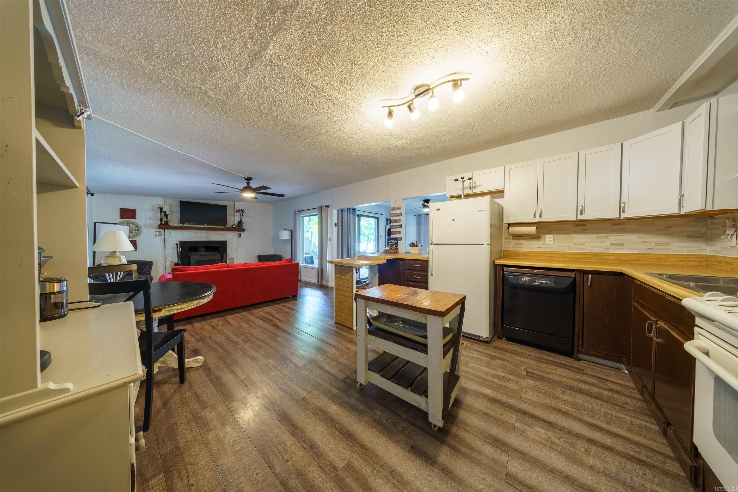 71 Lakeside Dr  Williford, AR