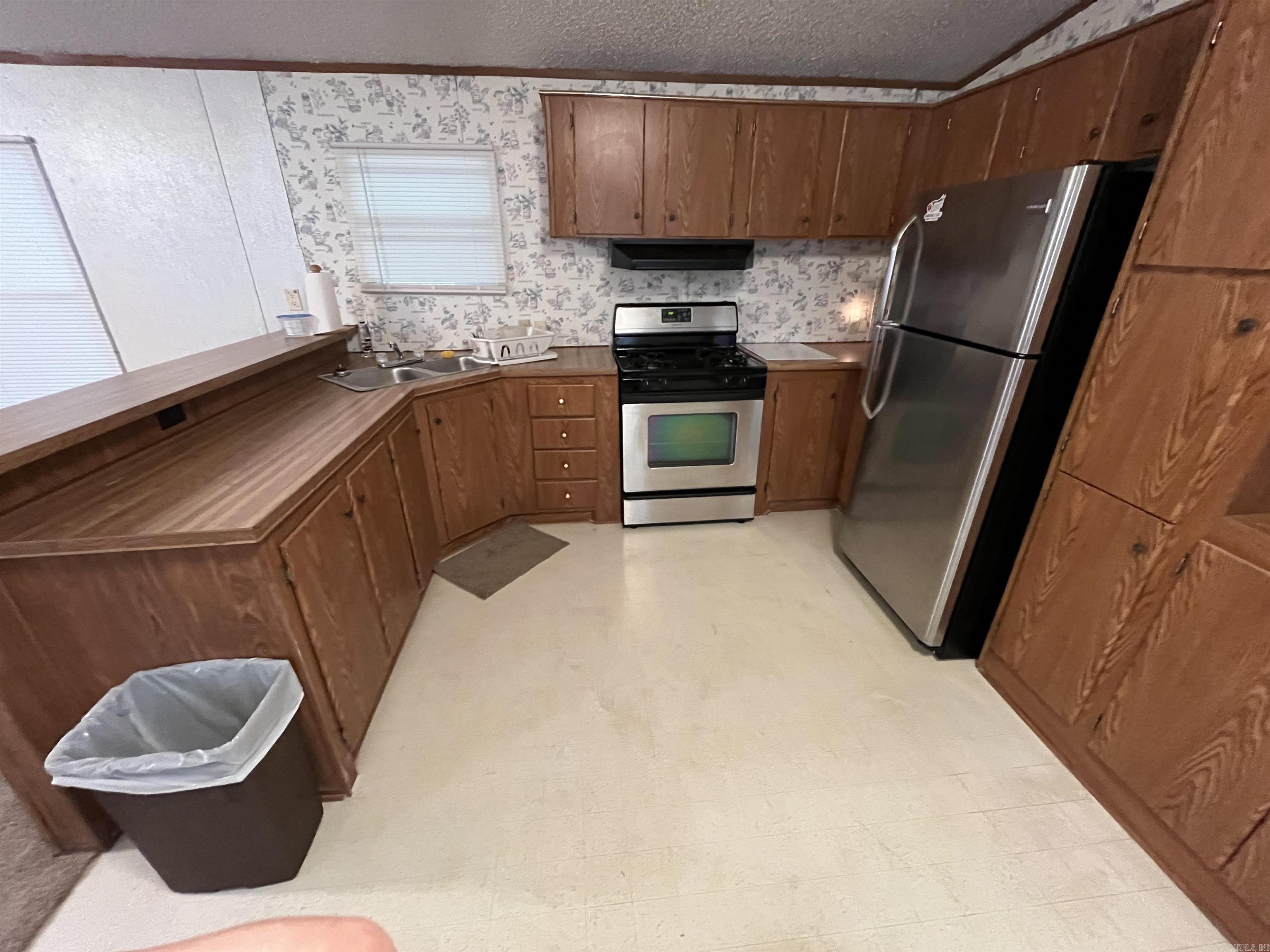 270 Wood Grove Ln.  Higden, AR