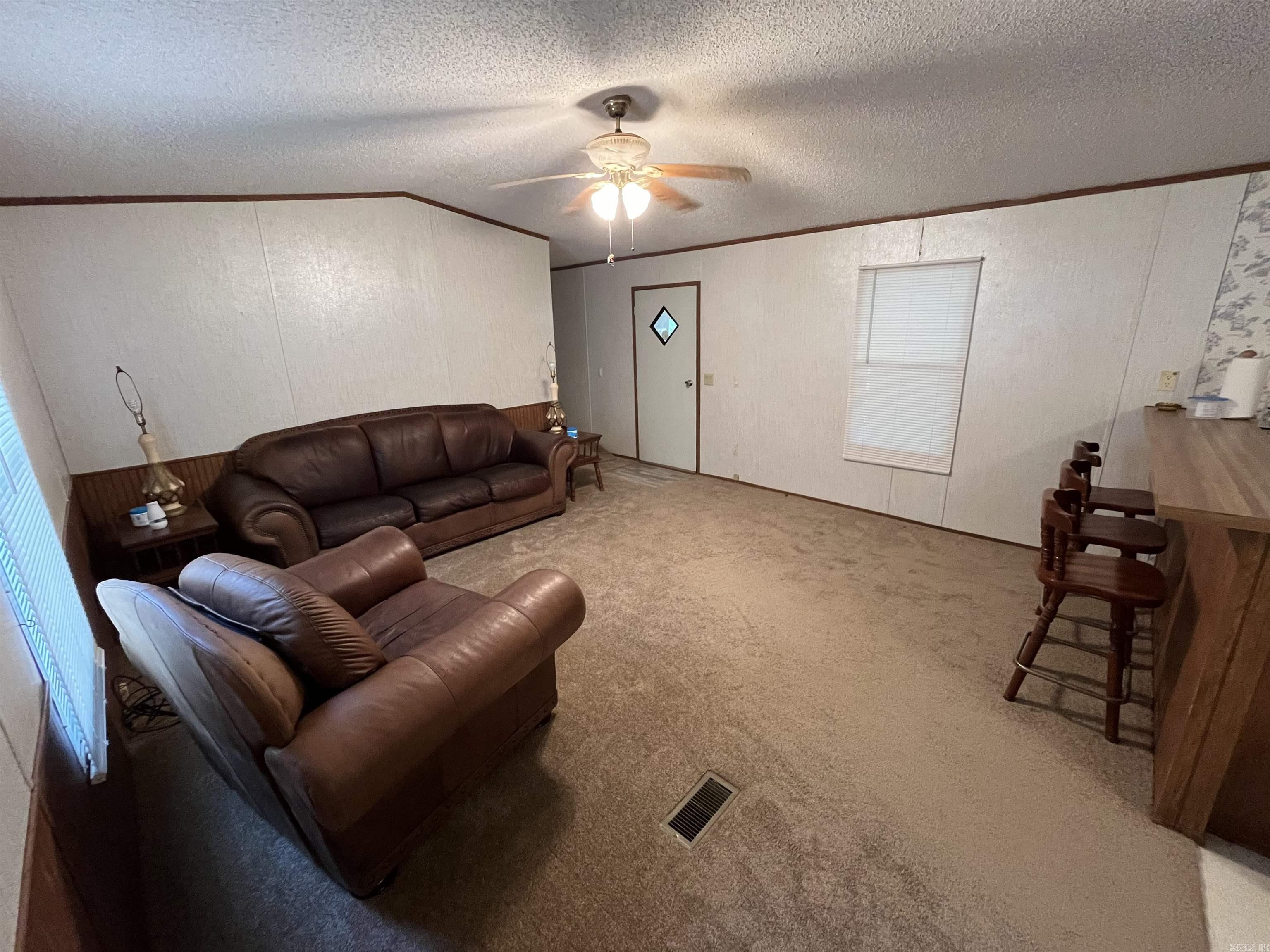 270 Wood Grove Ln.  Higden, AR