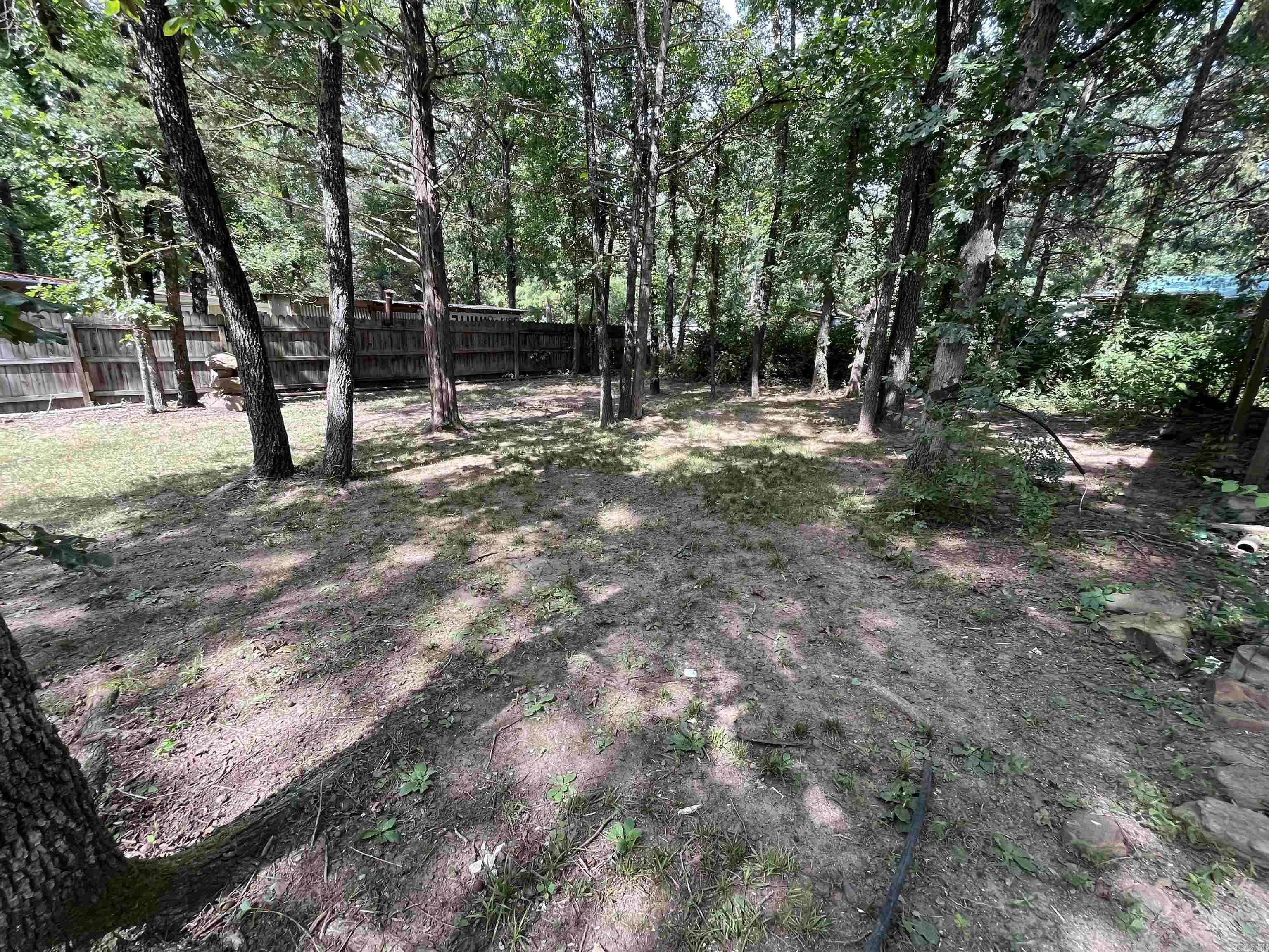 270 Wood Grove Ln.  Higden, AR