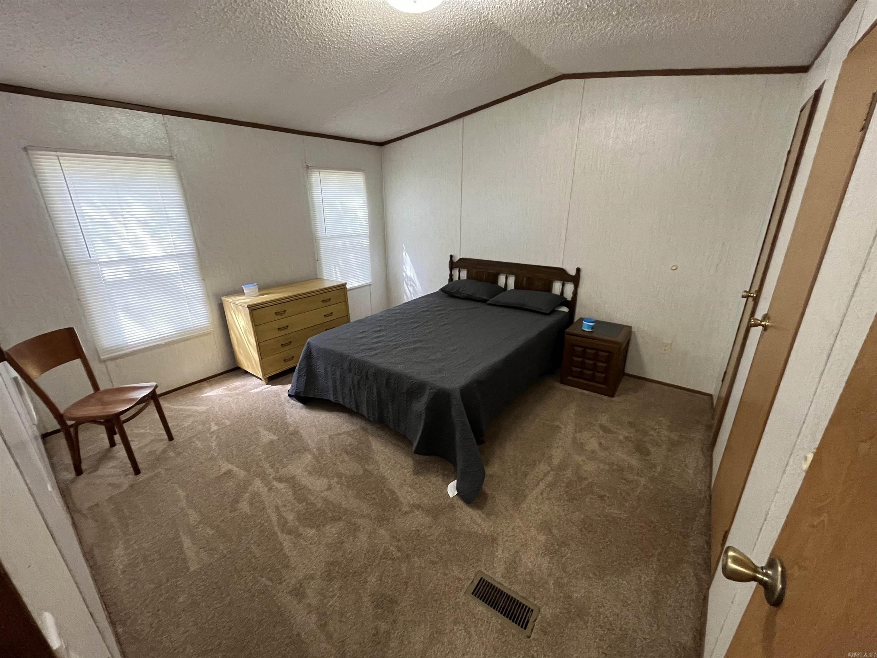270 Wood Grove Ln.  Higden, AR