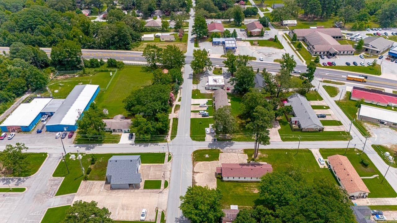 201 SW 3rd  Bryant, AR