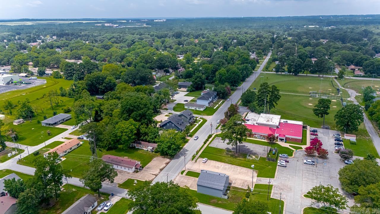 201 SW 3rd  Bryant, AR
