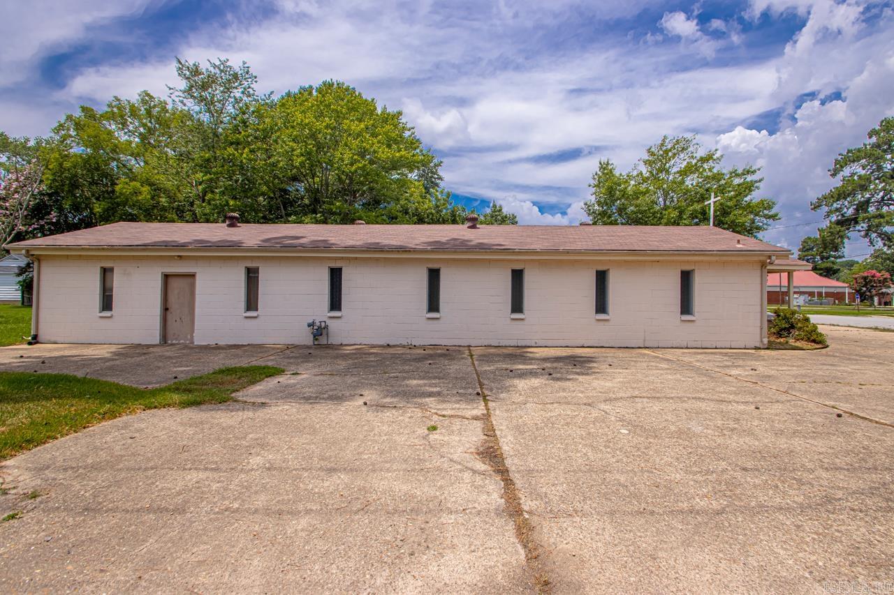 201 SW 3rd  Bryant, AR