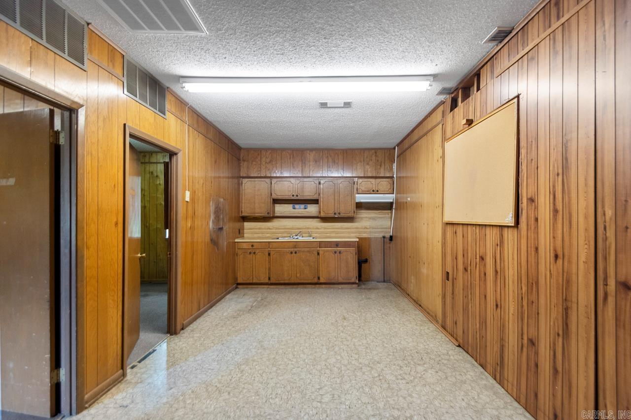 201 SW 3rd  Bryant, AR