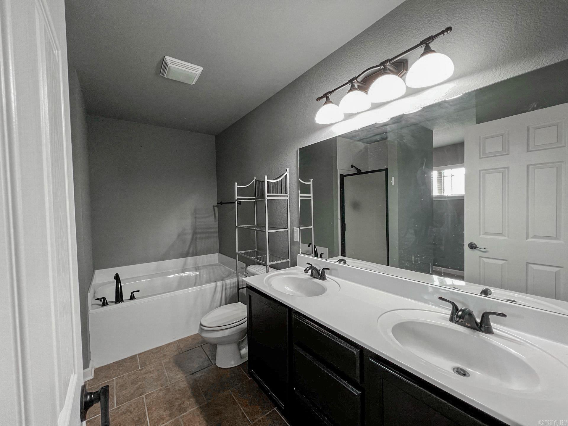 74 Earnhardt  Cabot, AR
