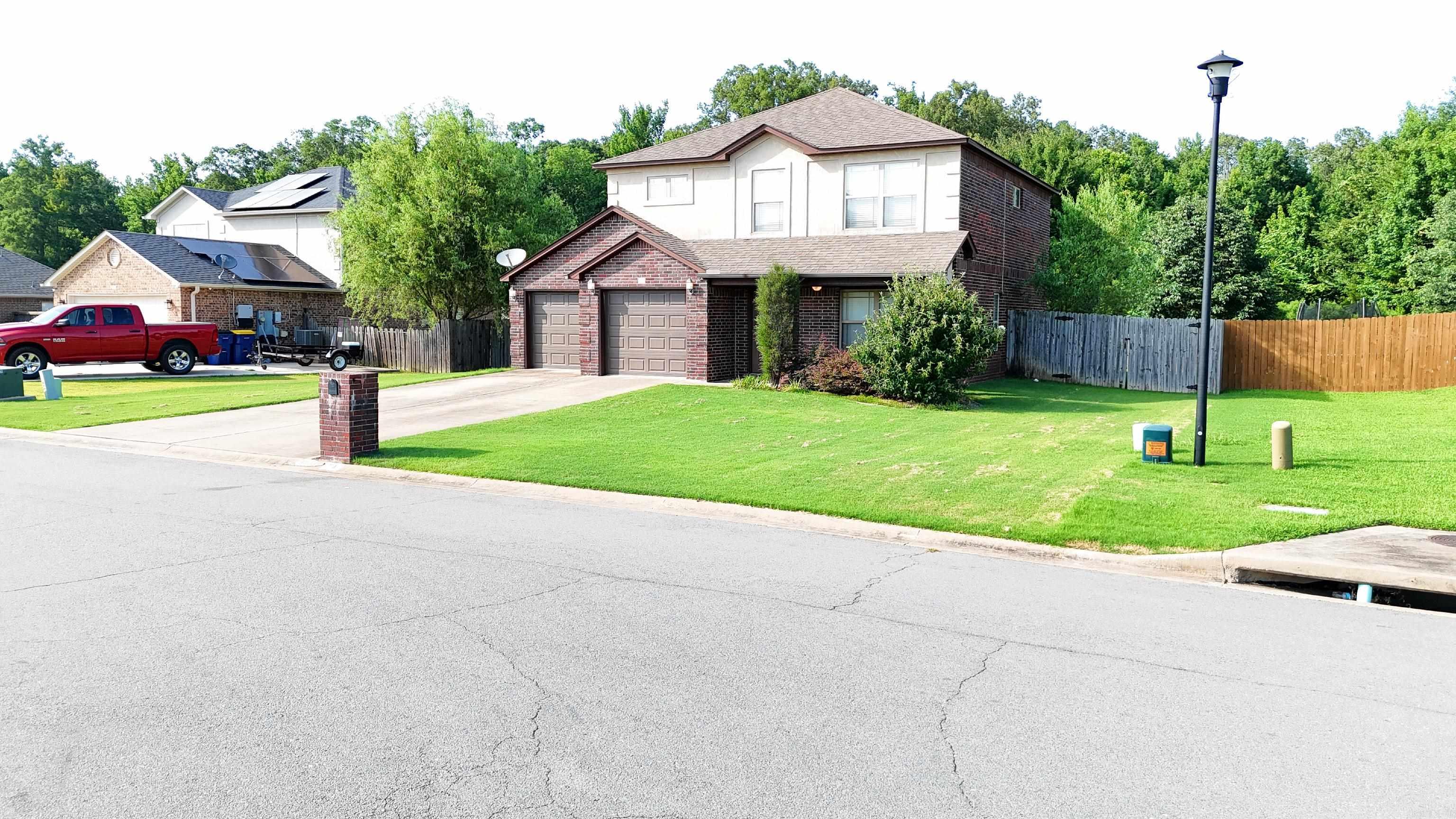 74 Earnhardt  Cabot, AR