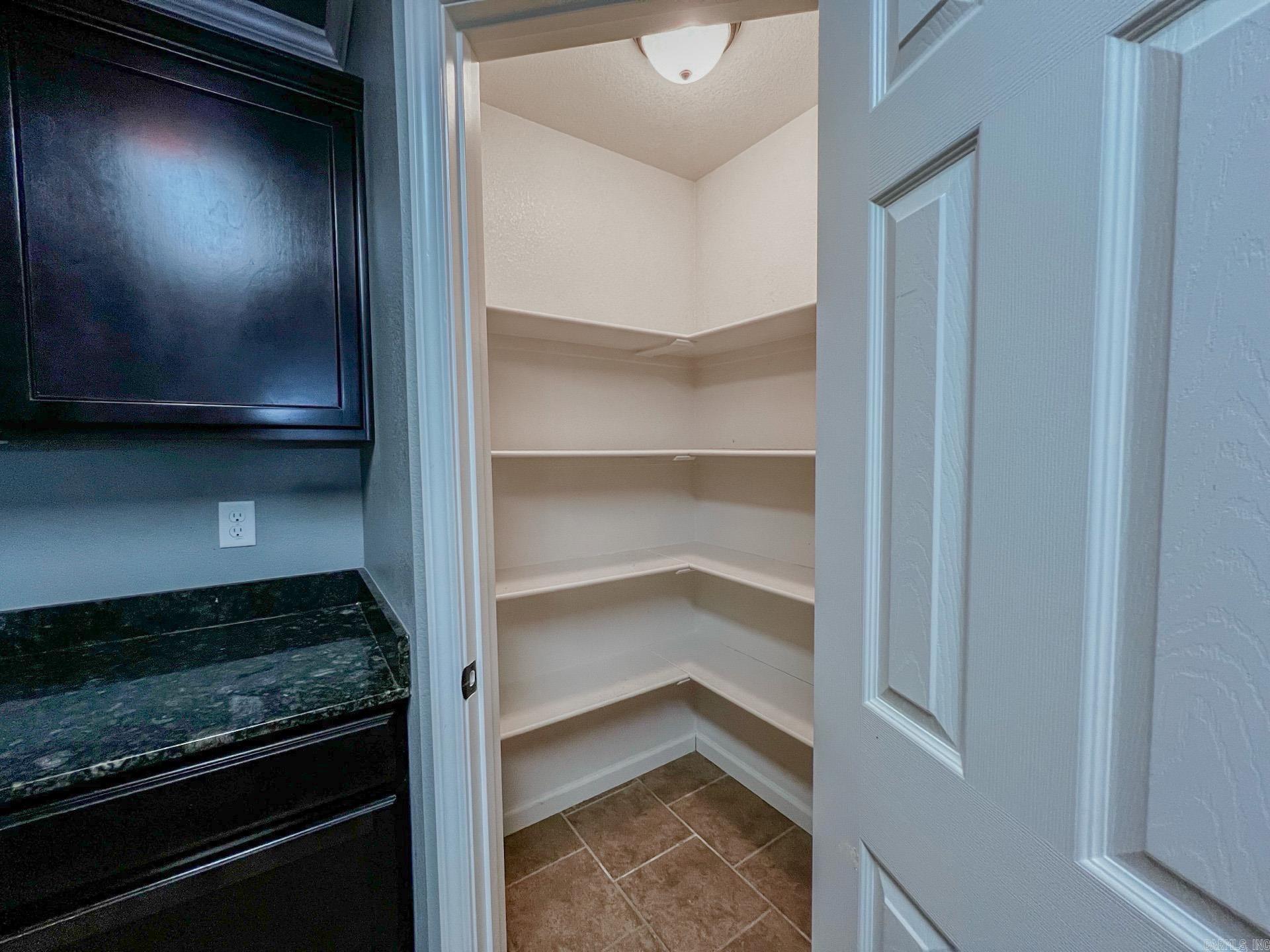 74 Earnhardt  Cabot, AR