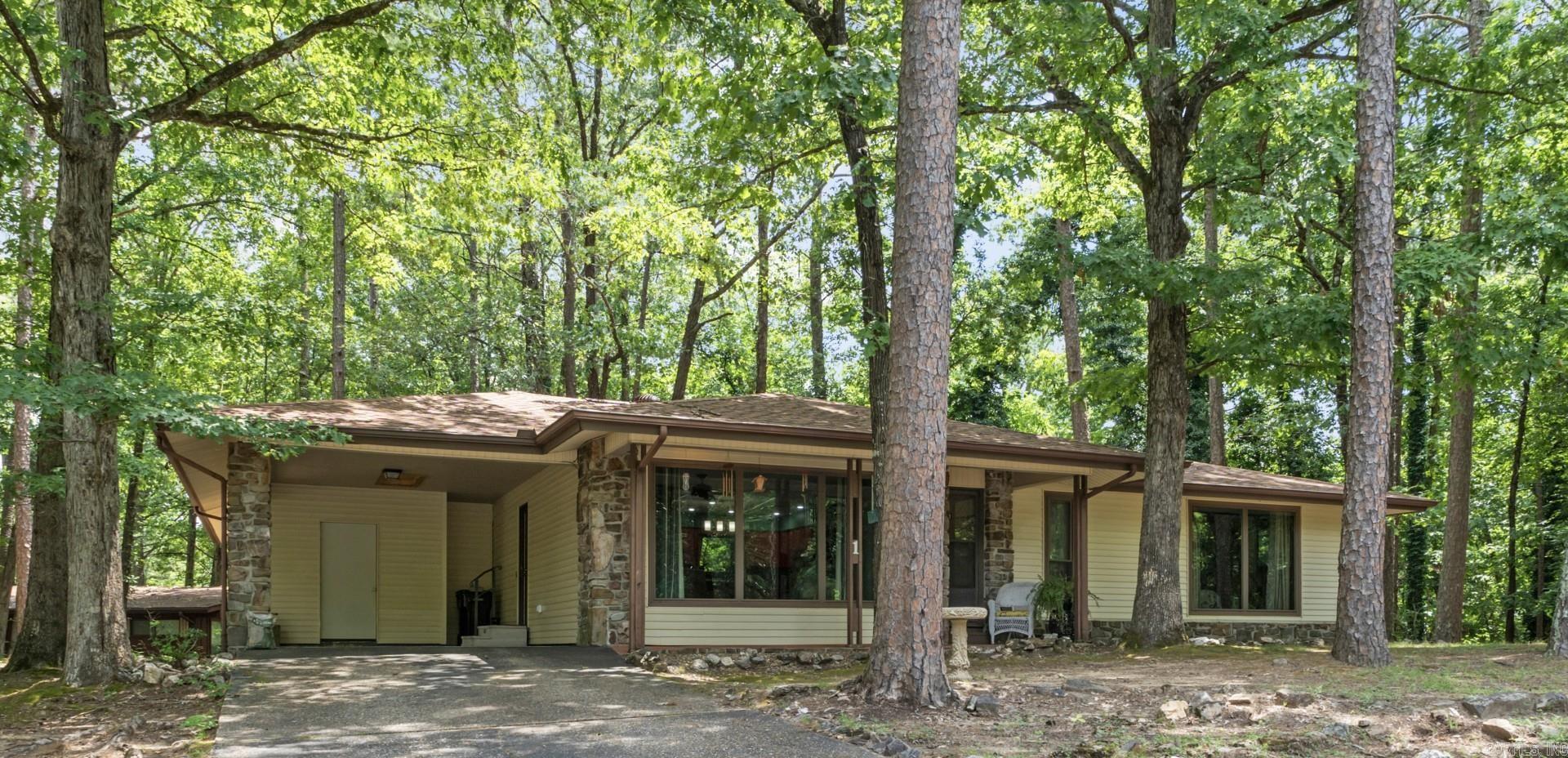 1 Herencia  Hot Springs Village, AR