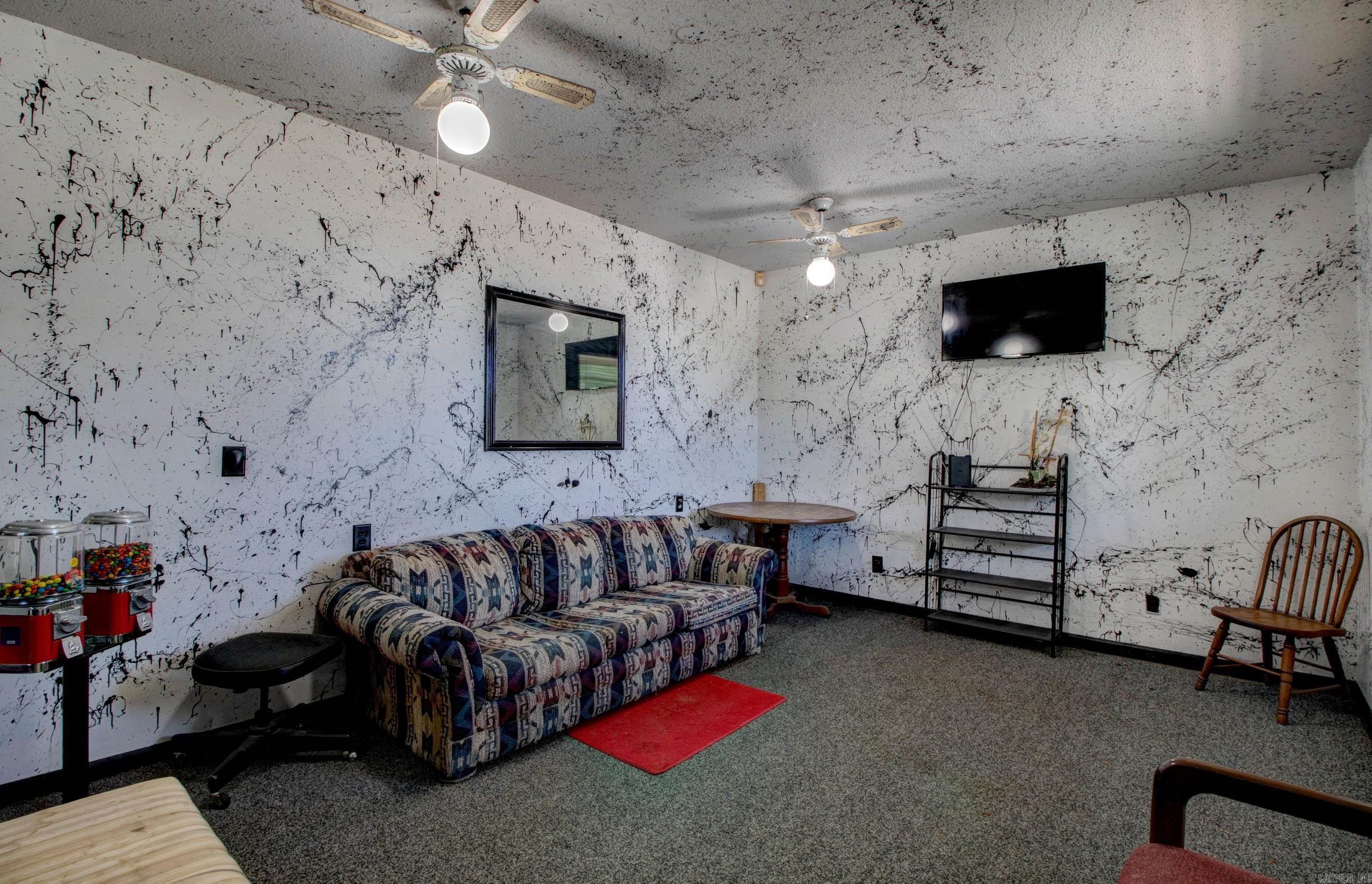 1100 N Reynolds  Bryant, AR