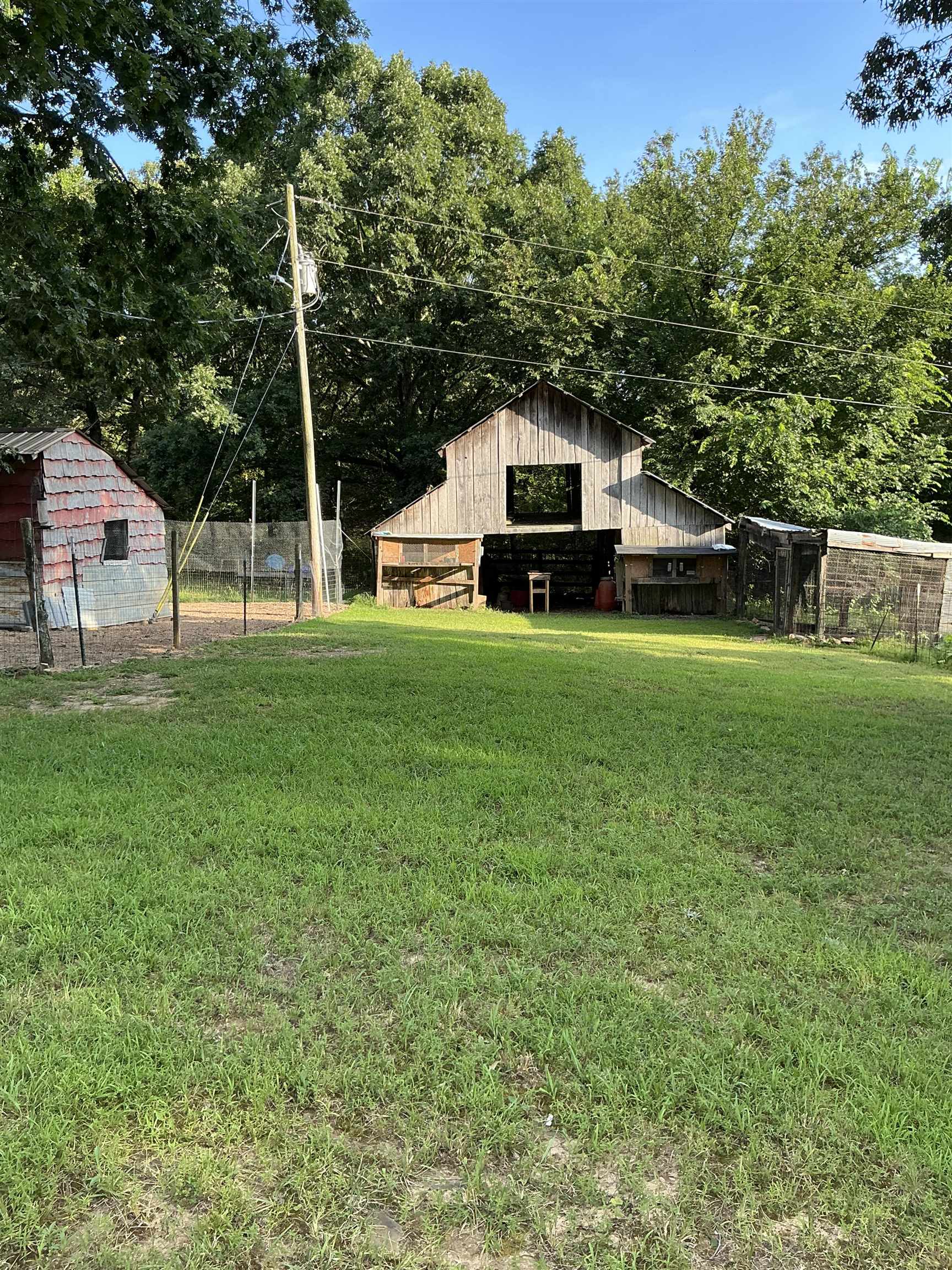 375 N Wilson Wells  Poughkeepsie, AR