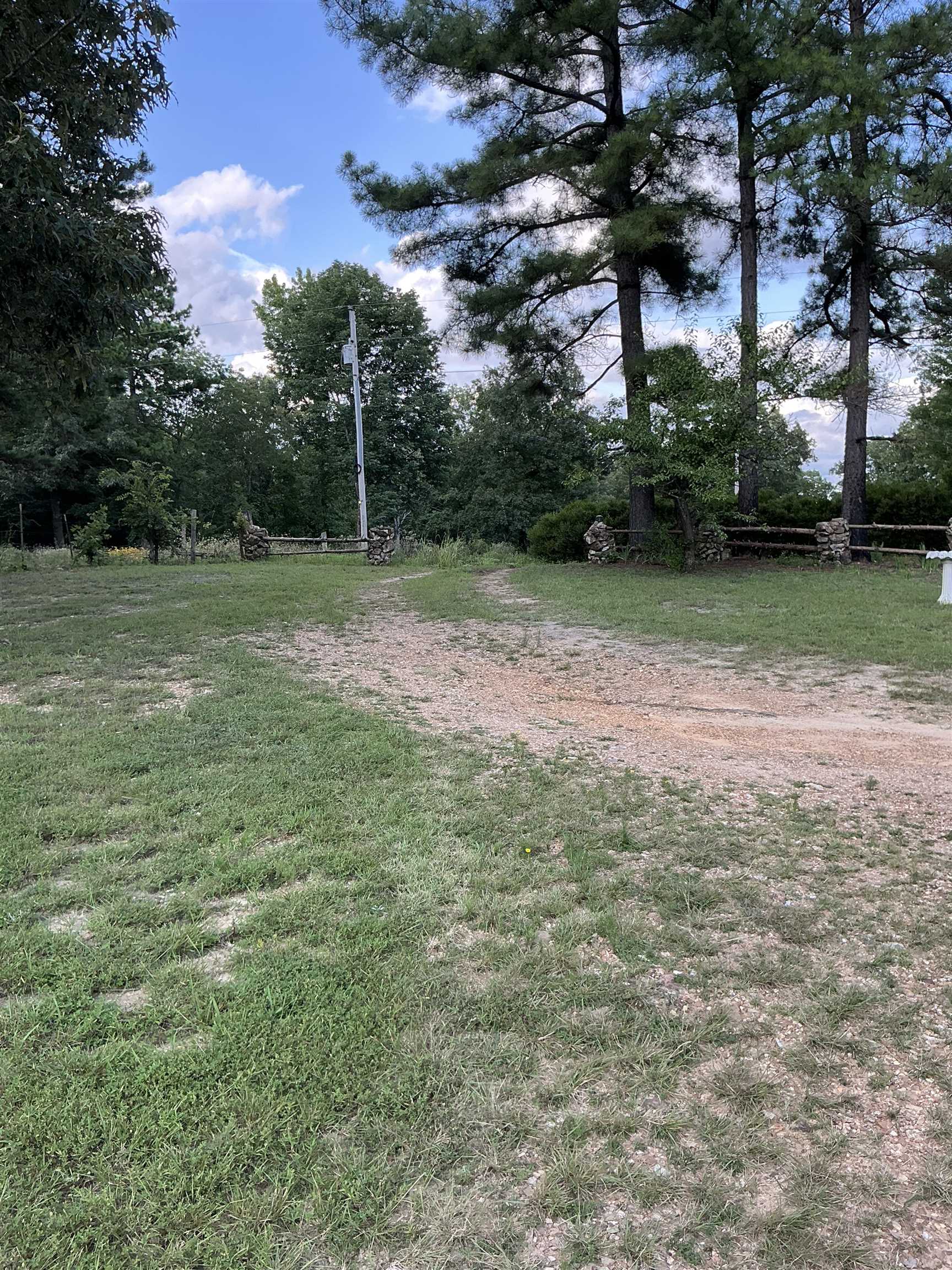 375 N Wilson Wells  Poughkeepsie, AR