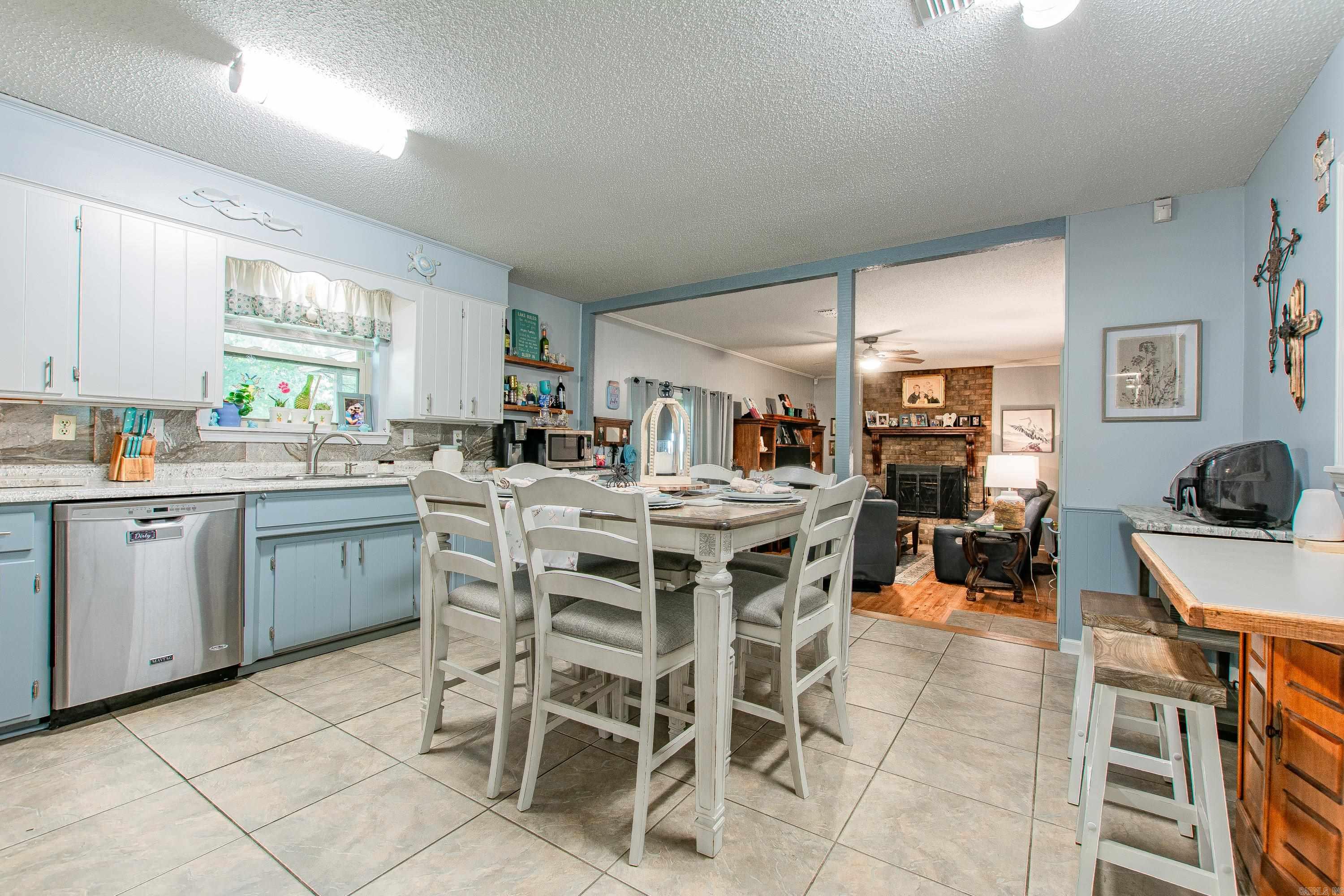 7014 Red Oak Drive  Benton, AR