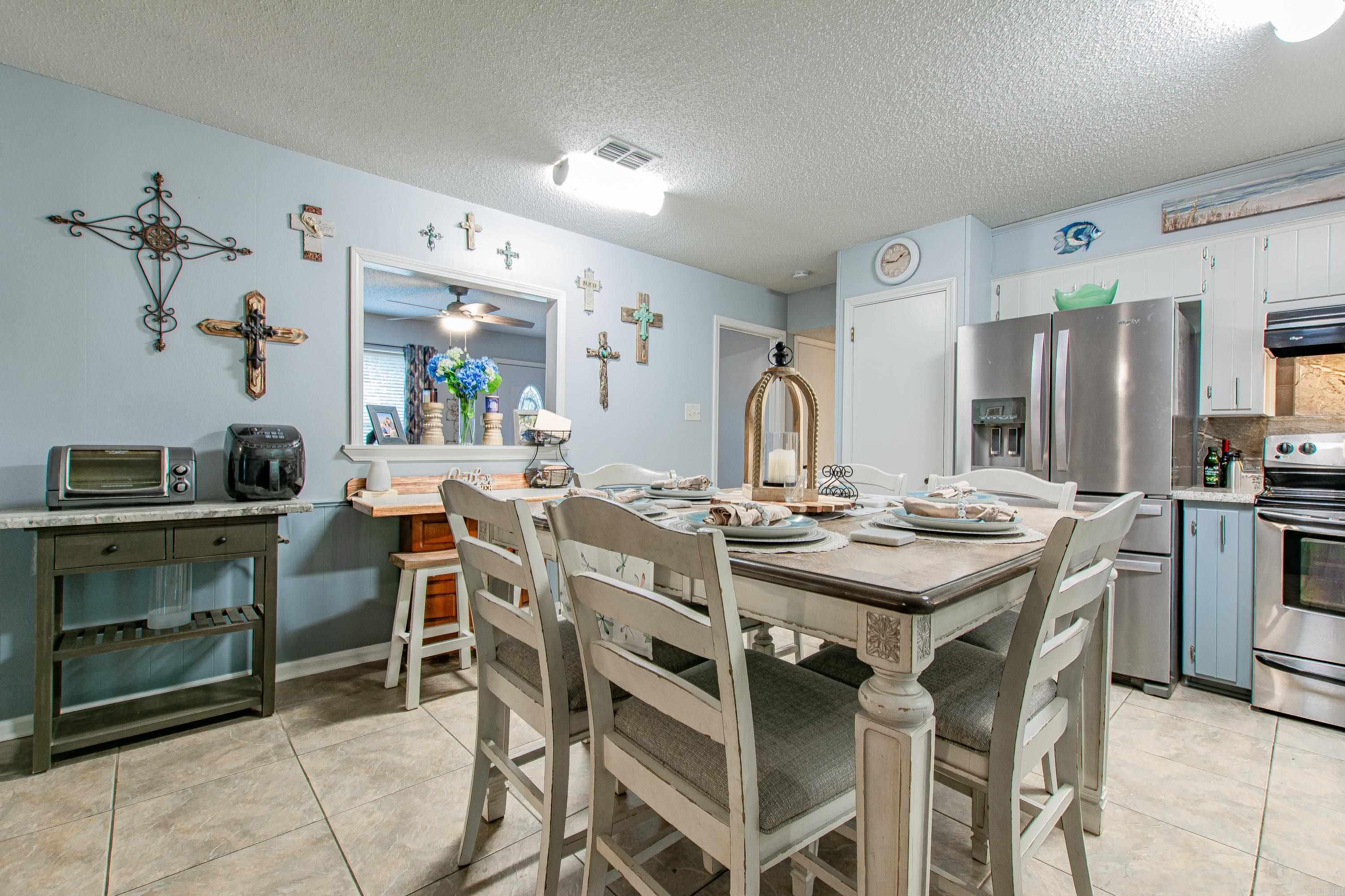 7014 Red Oak Drive  Benton, AR