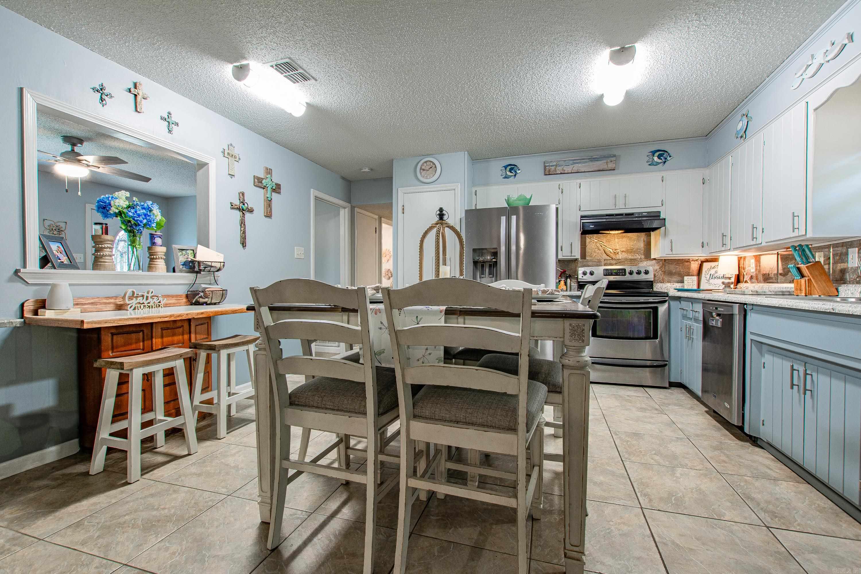 7014 Red Oak Drive  Benton, AR
