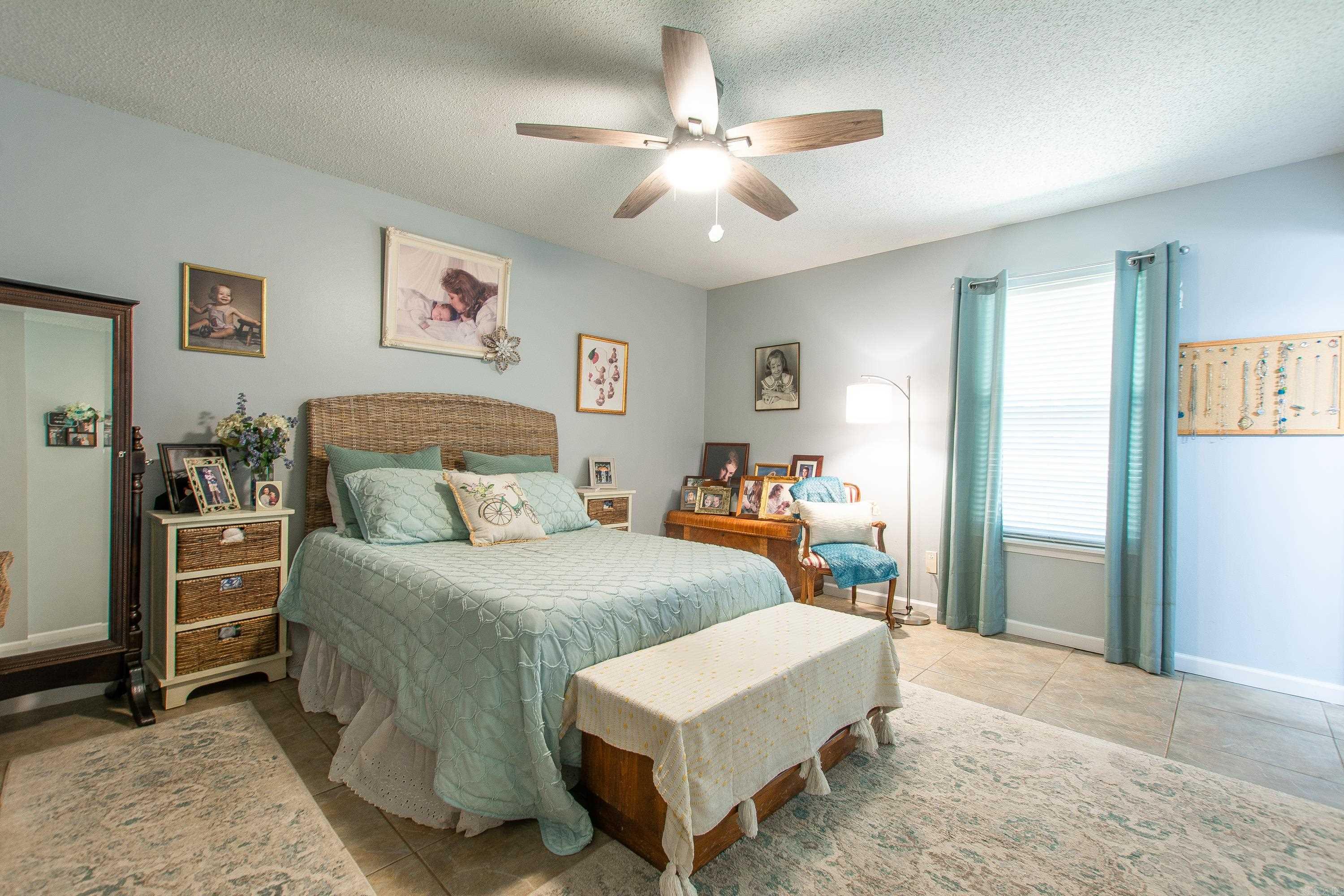 7014 Red Oak Drive  Benton, AR