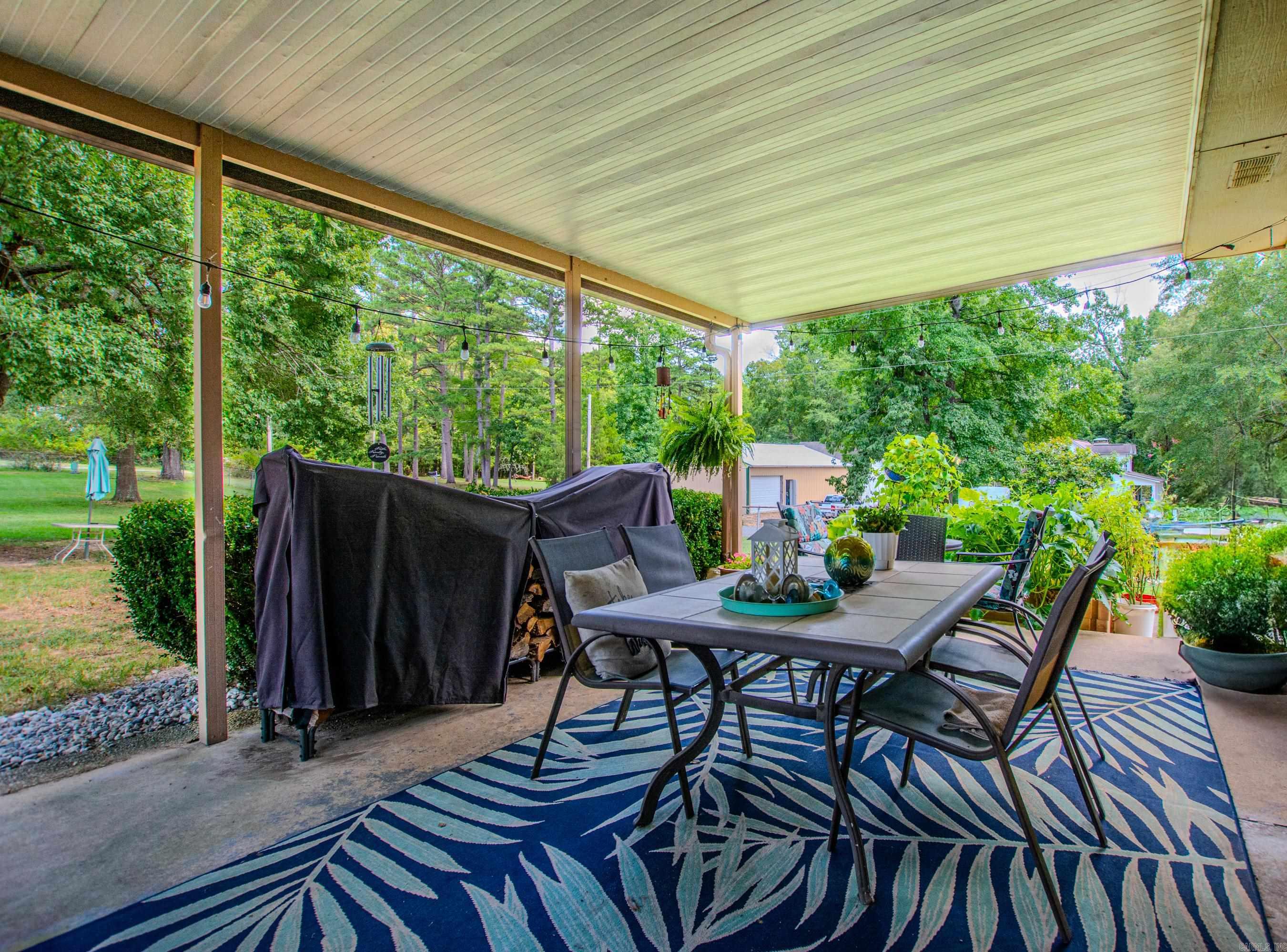 7014 Red Oak Drive  Benton, AR