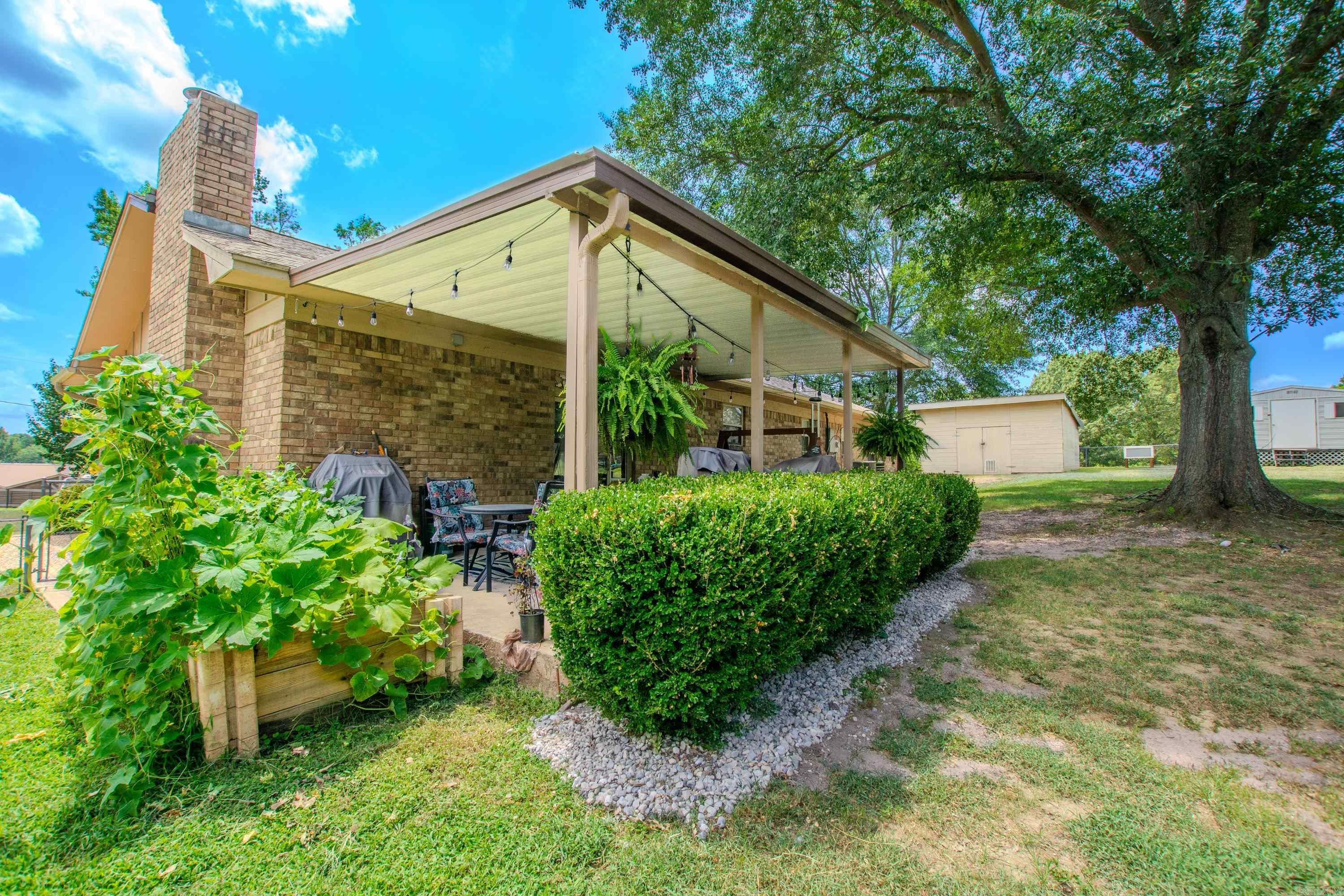 7014 Red Oak Drive  Benton, AR
