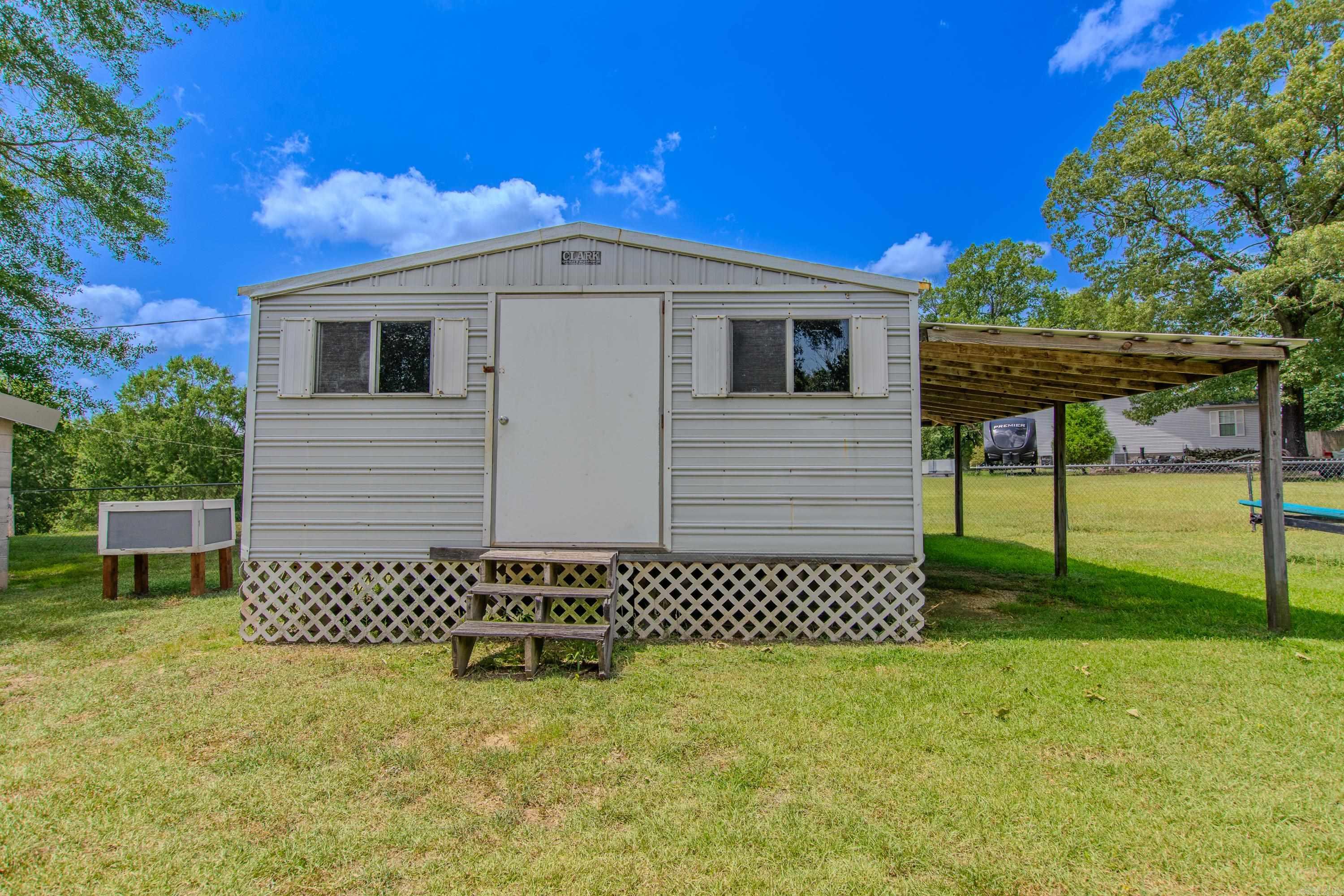 7014 Red Oak Drive  Benton, AR