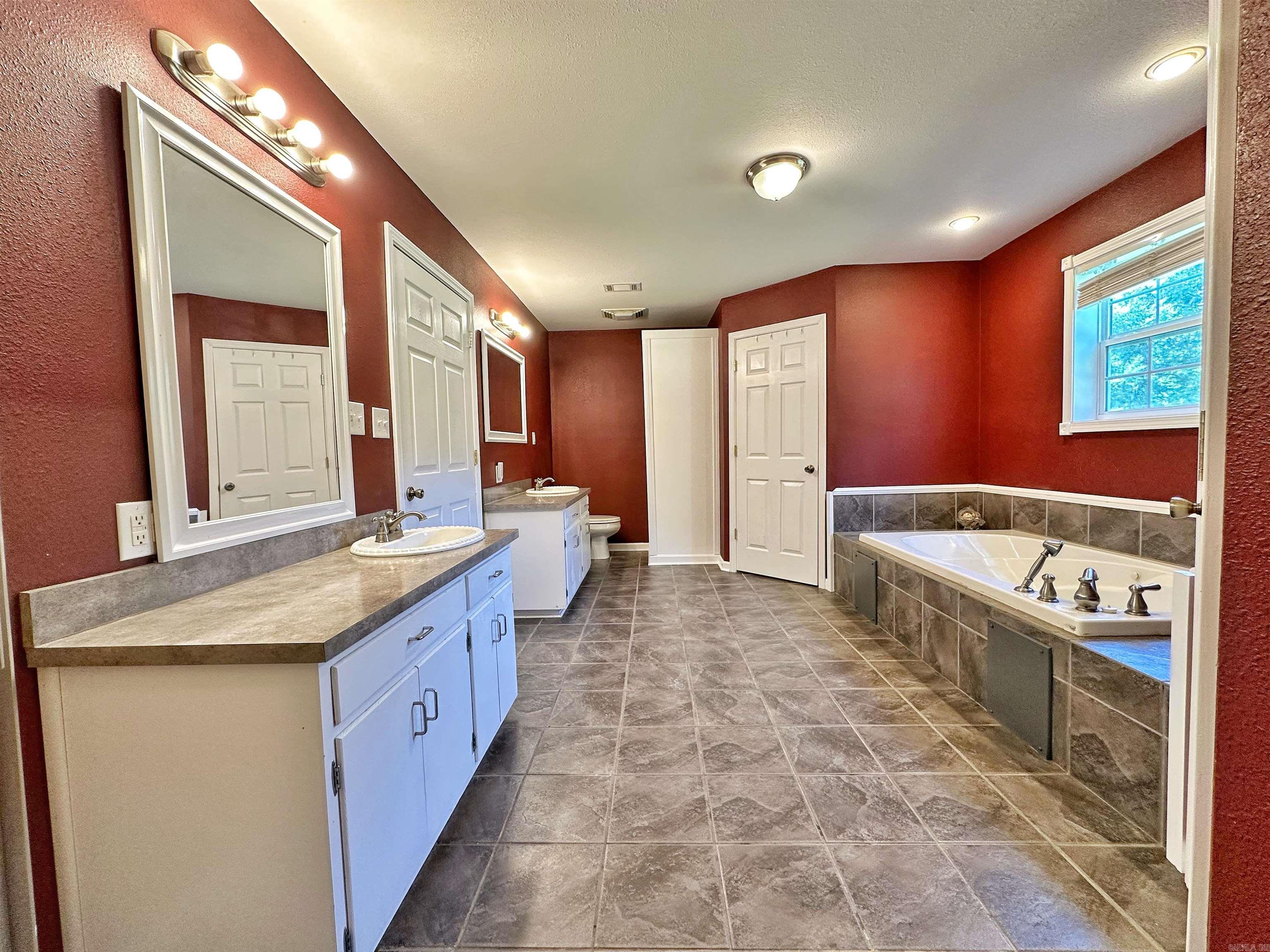 3235 Grant 16  Grapevine, AR