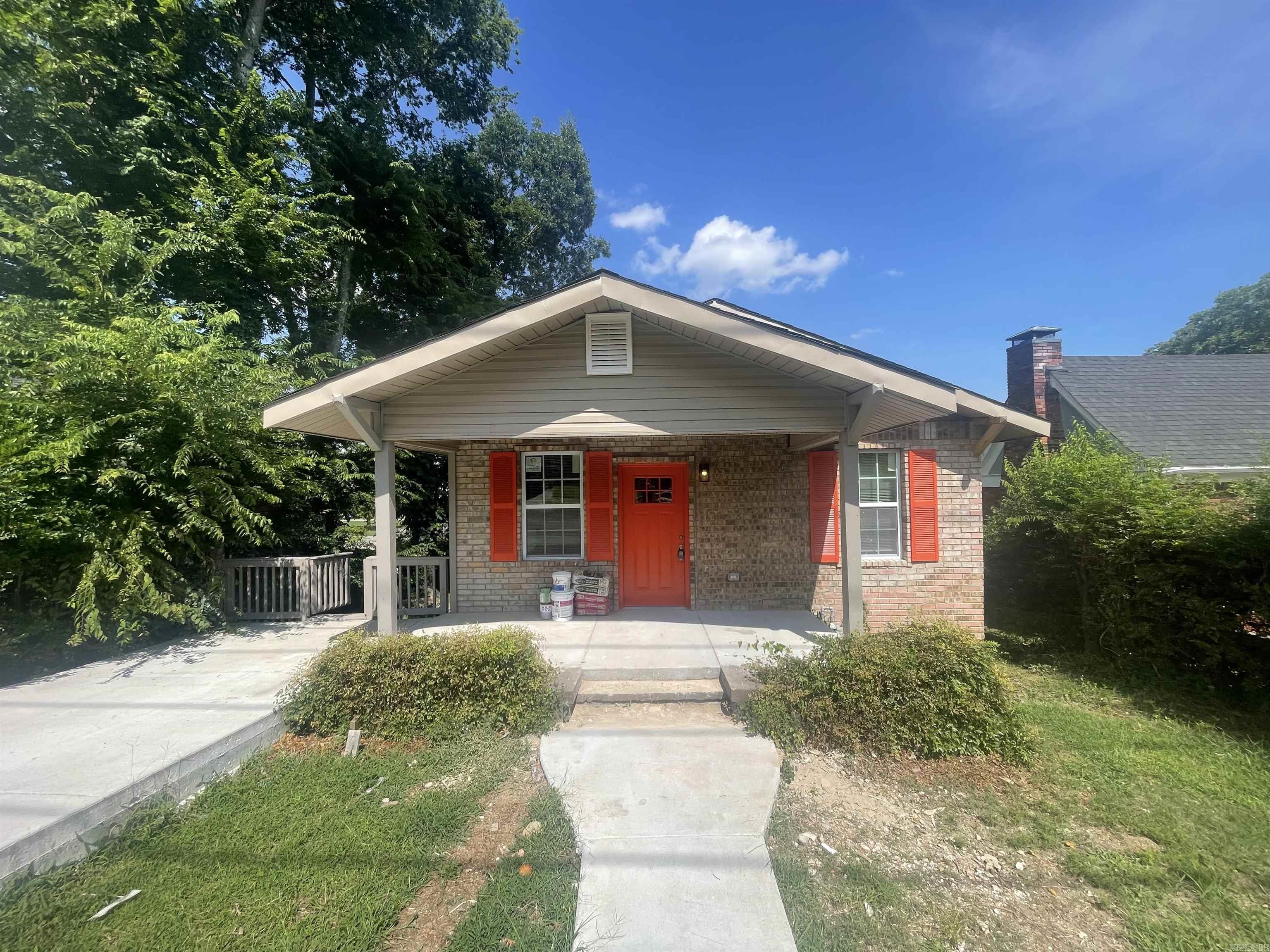 2817 Center  Little Rock, AR