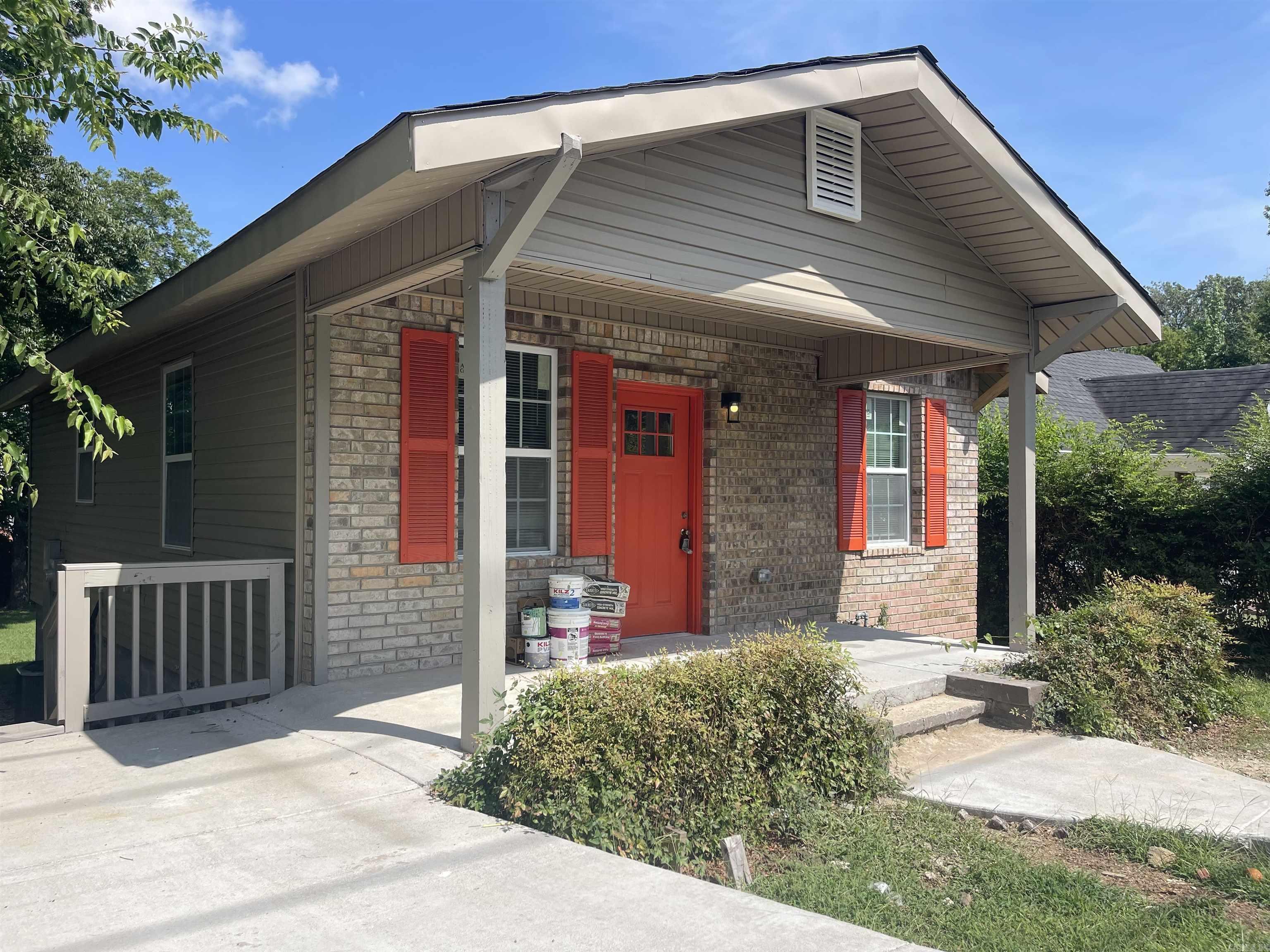 2817 Center  Little Rock, AR