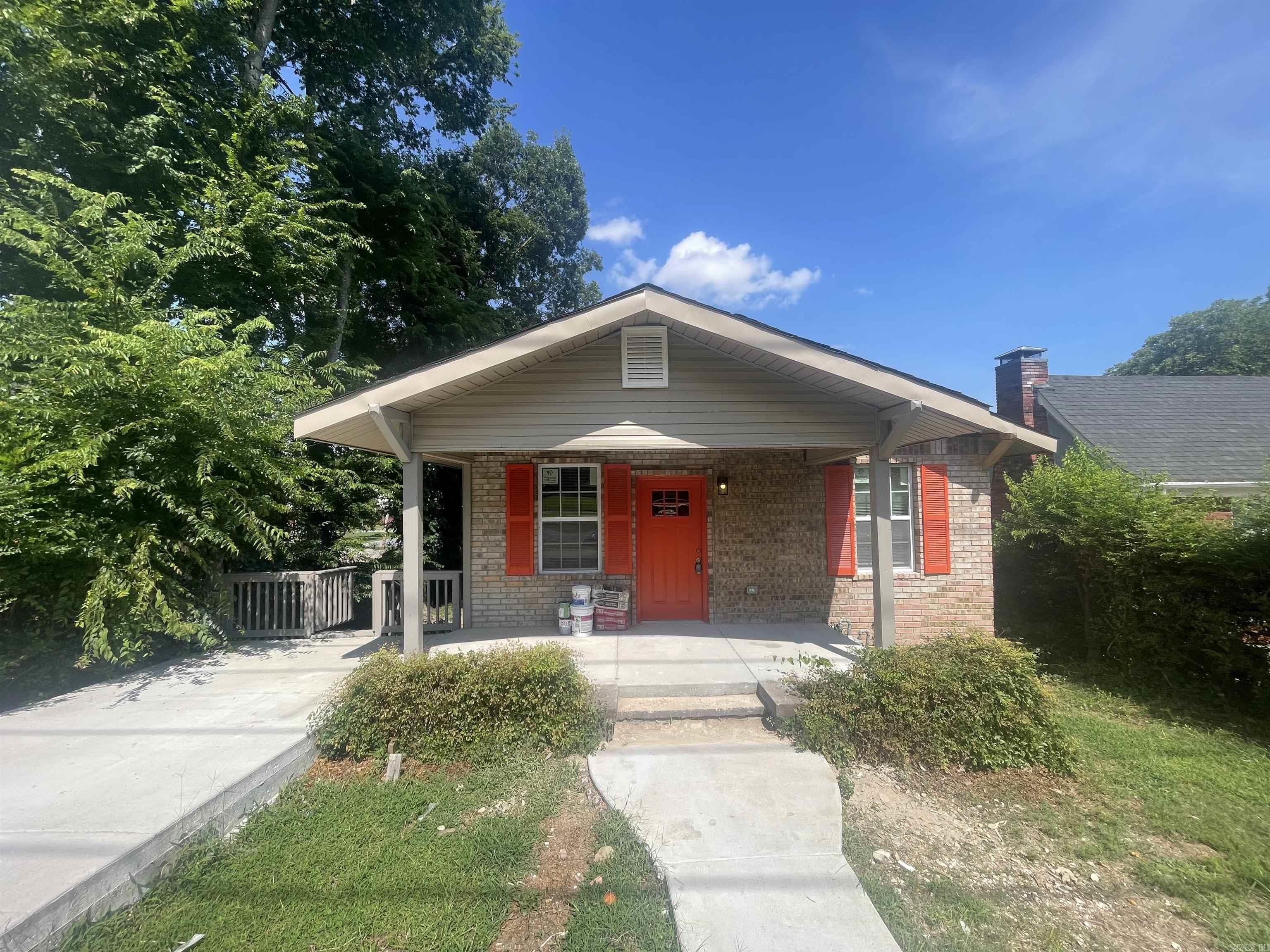 2817 Center  Little Rock, AR