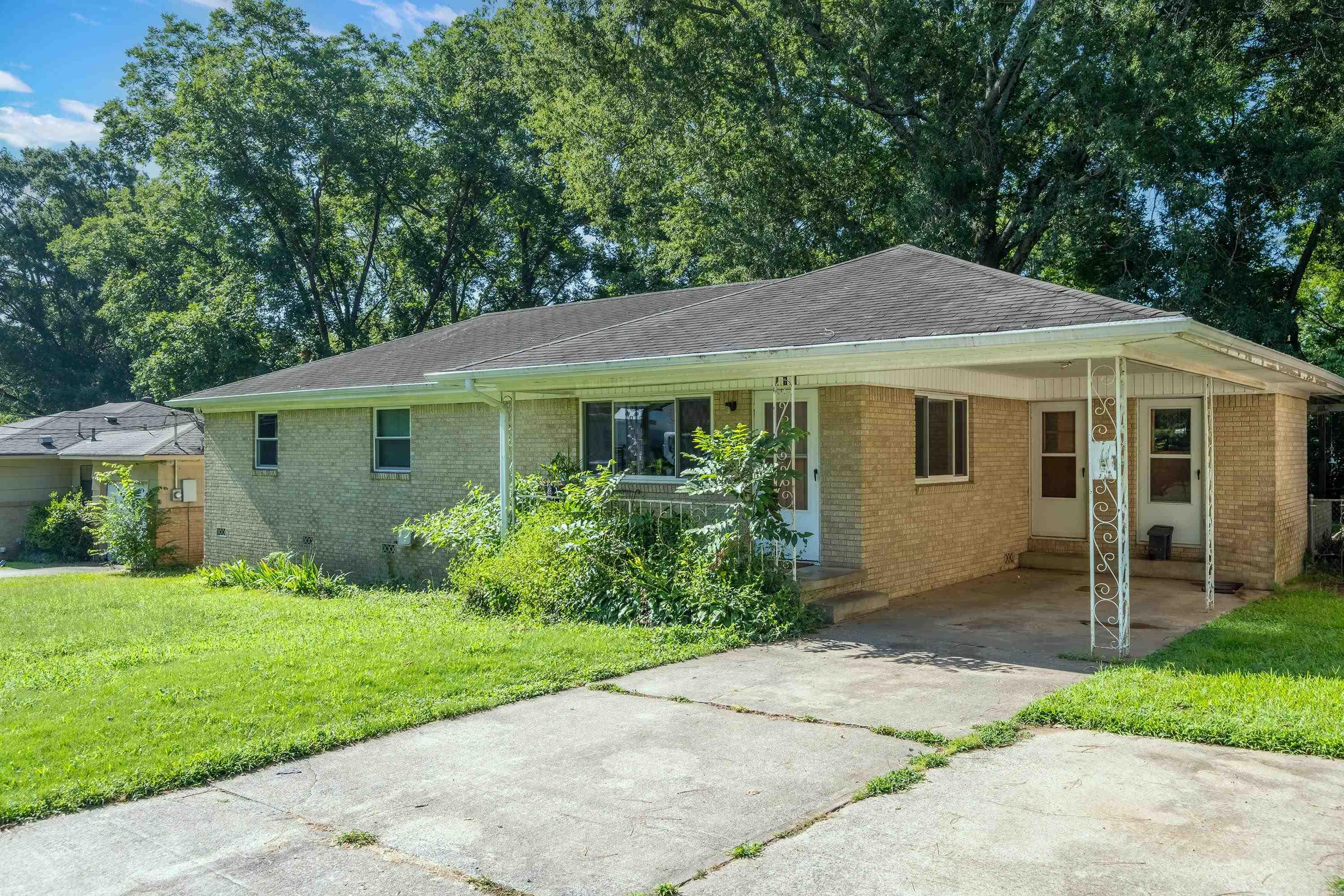 210 W 52nd  North Little Rock, AR