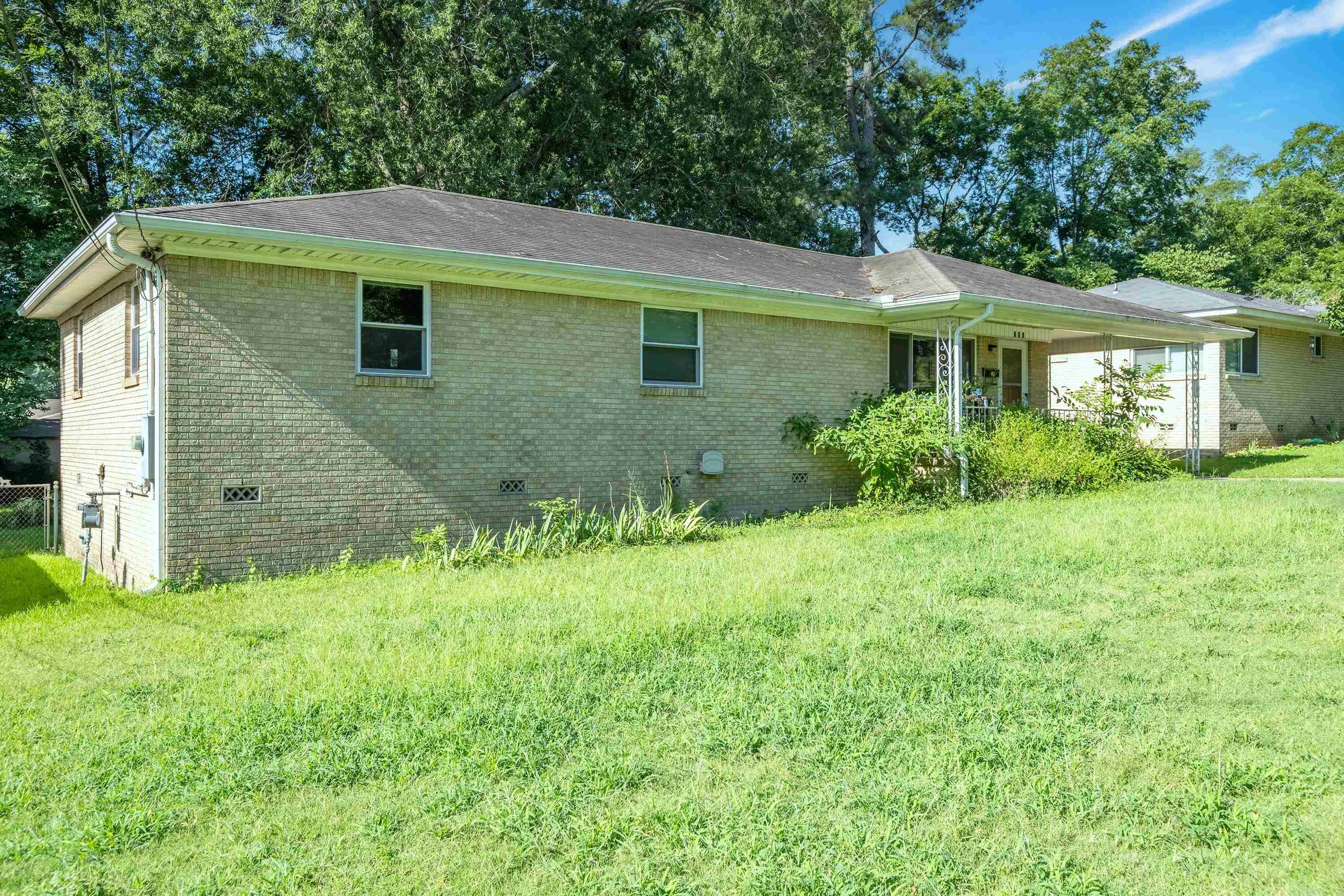210 W 52nd  North Little Rock, AR