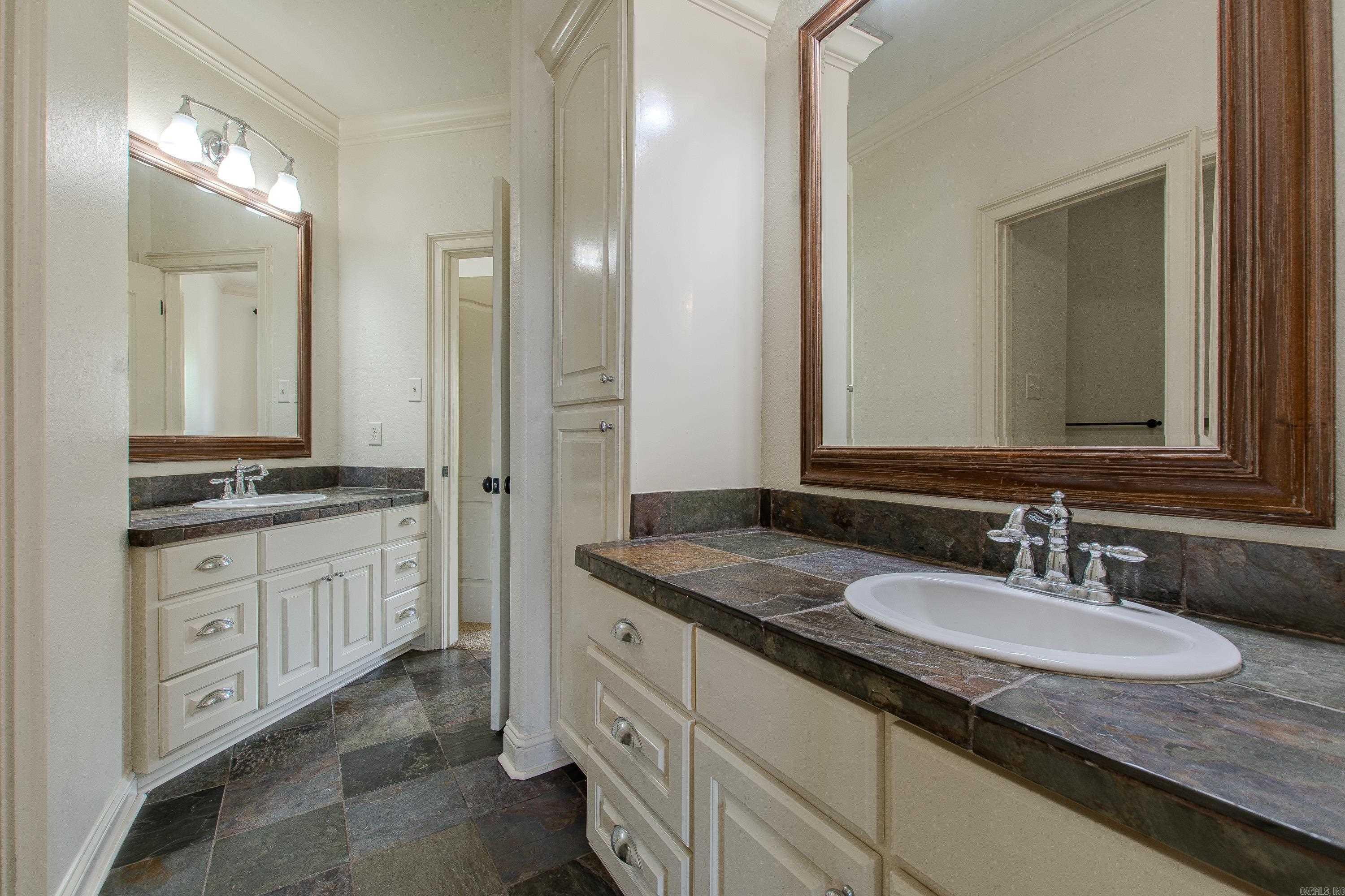 122 Wellington Plantation Lane Little Rock, AR 72207