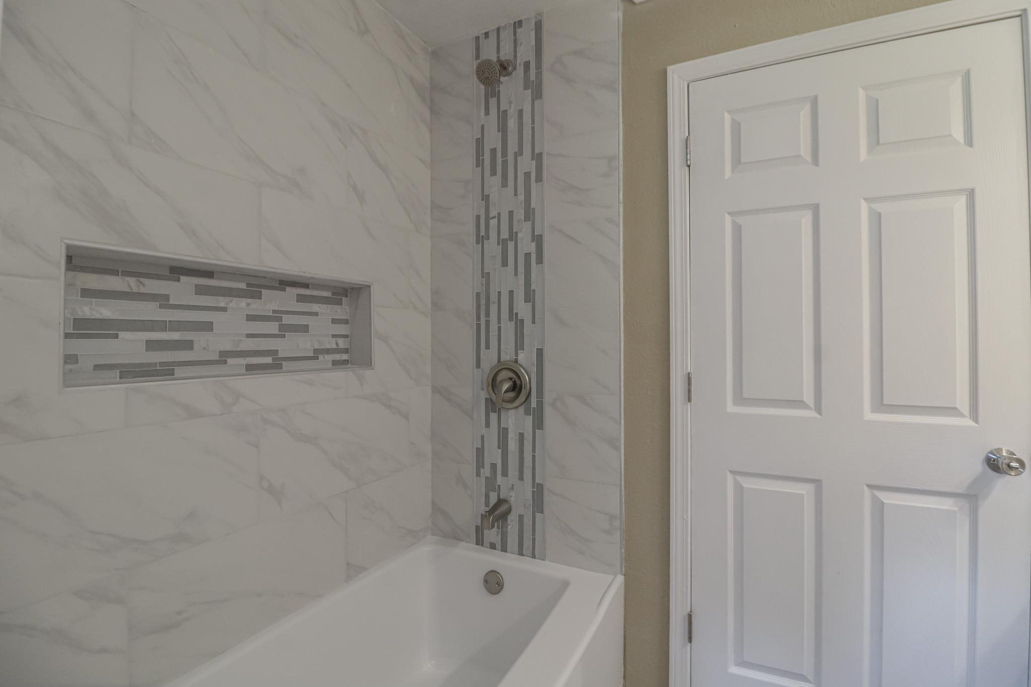 1609 Granger  Jonesboro, AR