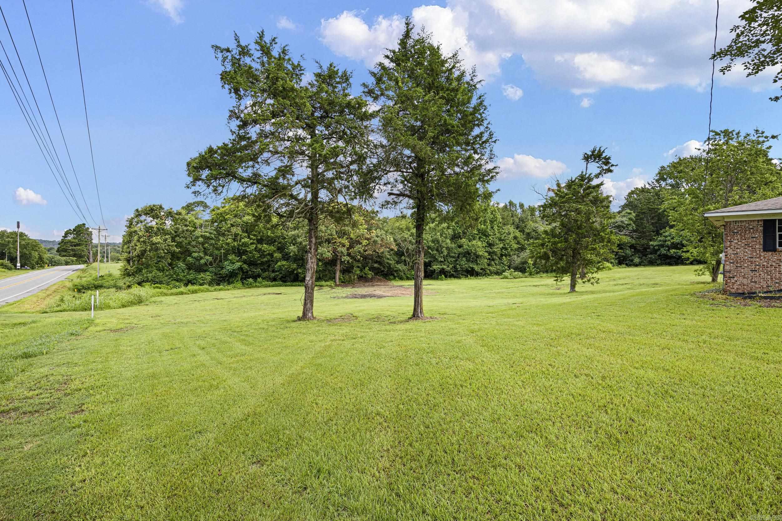 27480 W HWY 64  London, AR