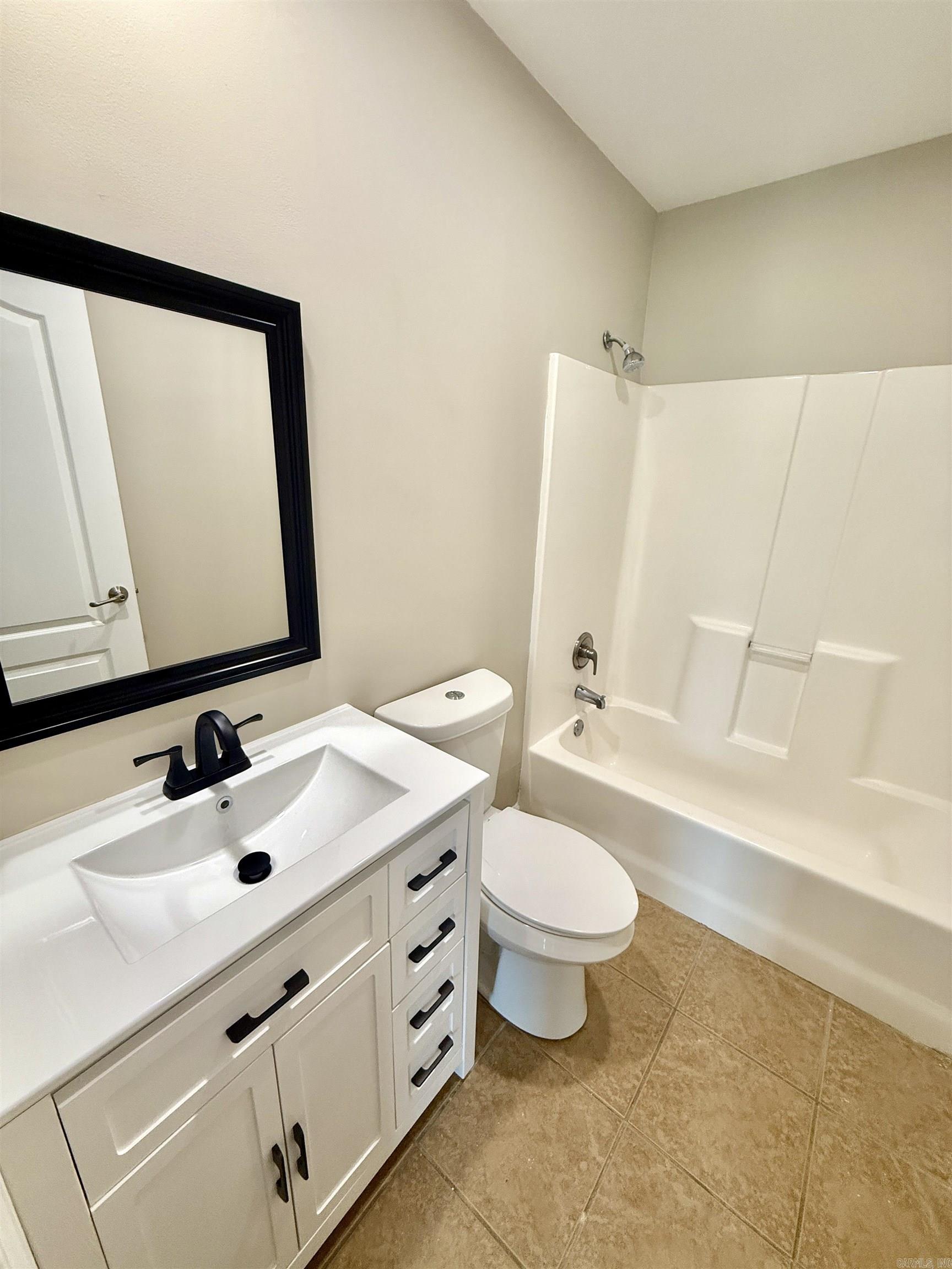 105 Meadow Brookland, AR 72416