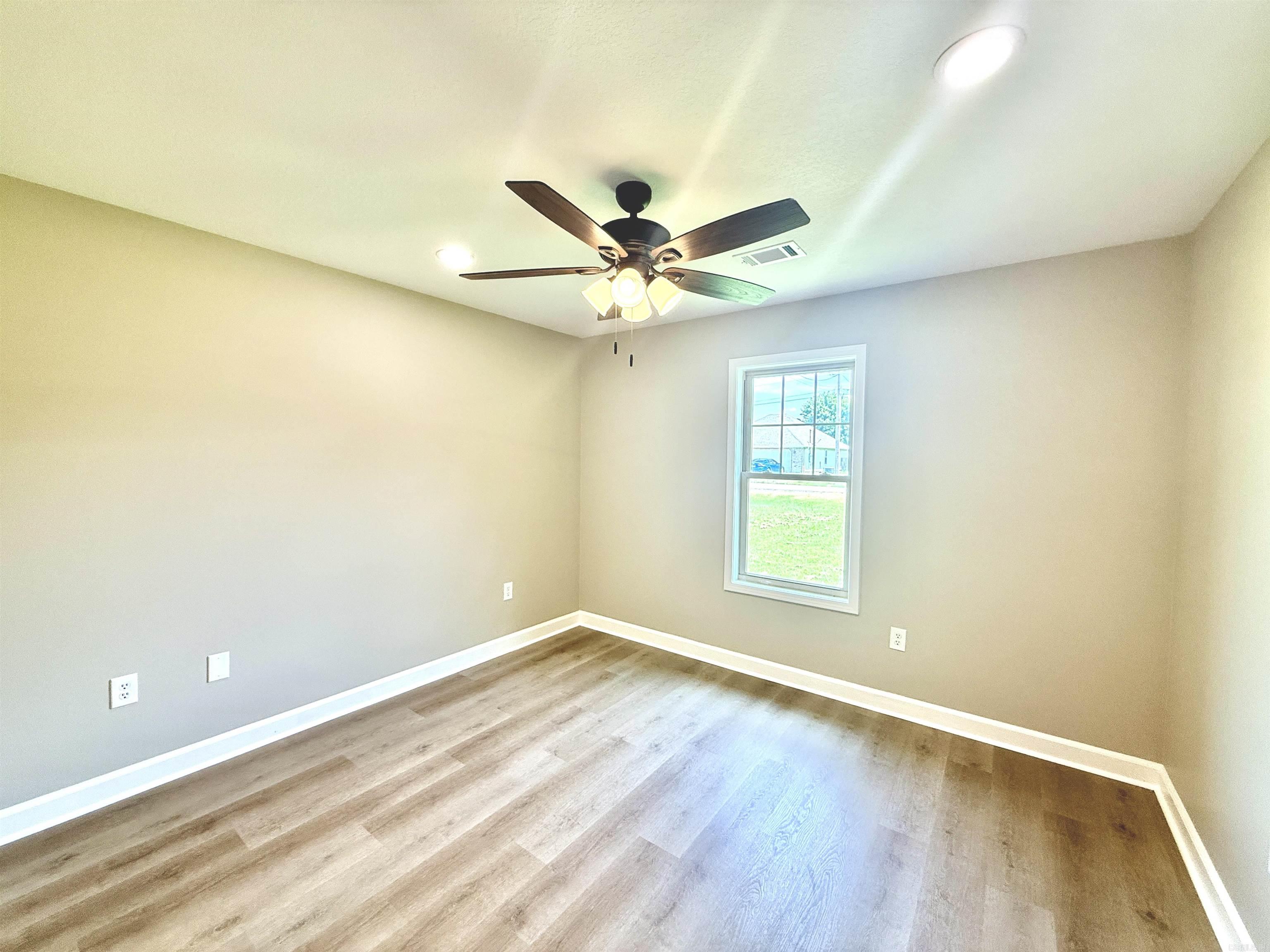 105 Meadow Brookland, AR 72416