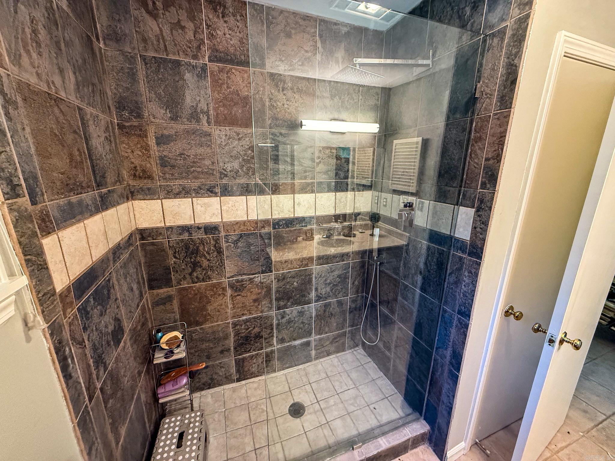 123 shadow ridge  Fairfield Bay, AR