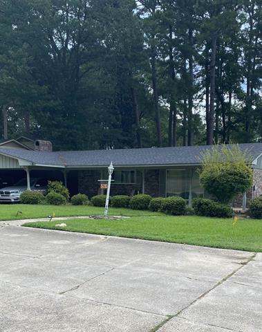 1208  Briarwood  El Dorado, AR