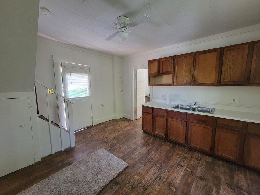 1210 Walker  Mammoth Spring, MO