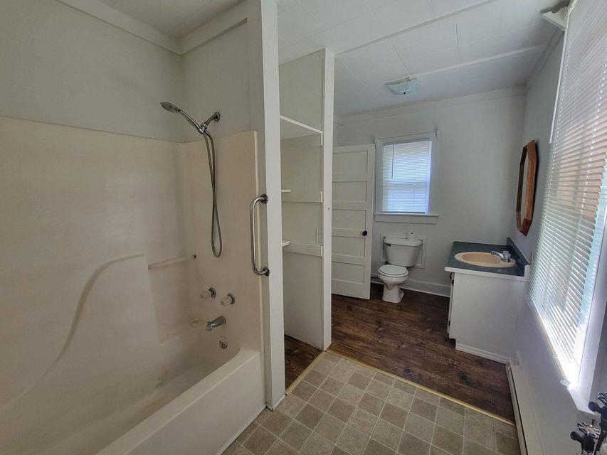 1210 Walker  Mammoth Spring, MO